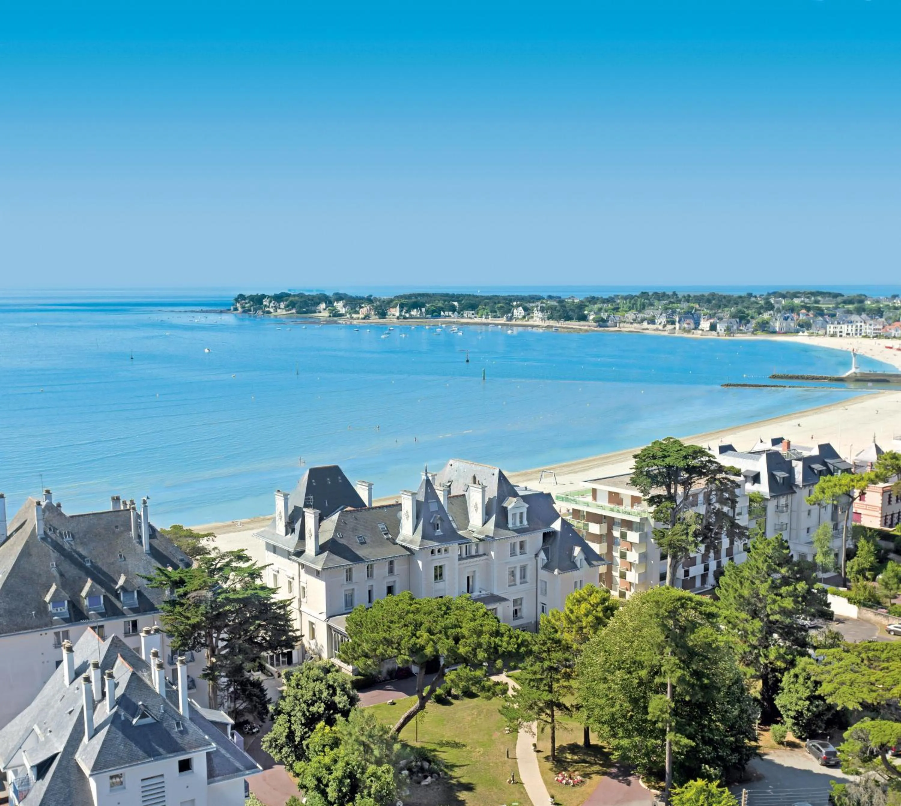 Sea view in Hôtel Vacances Bleues Villa Caroline