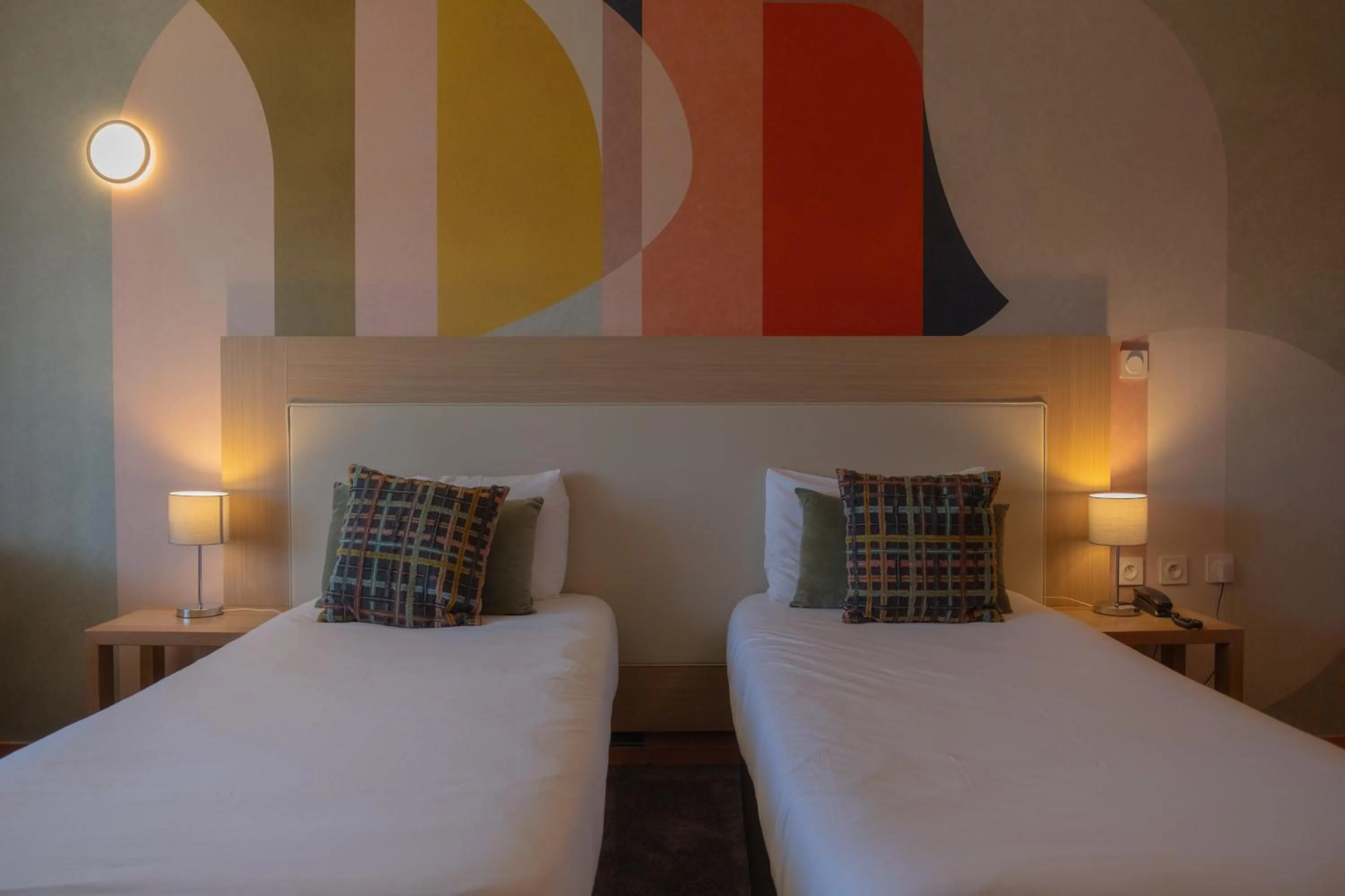 Photo of the whole room, Bed in Hotel *** & Spa Vacances Bleues Villa Marlioz