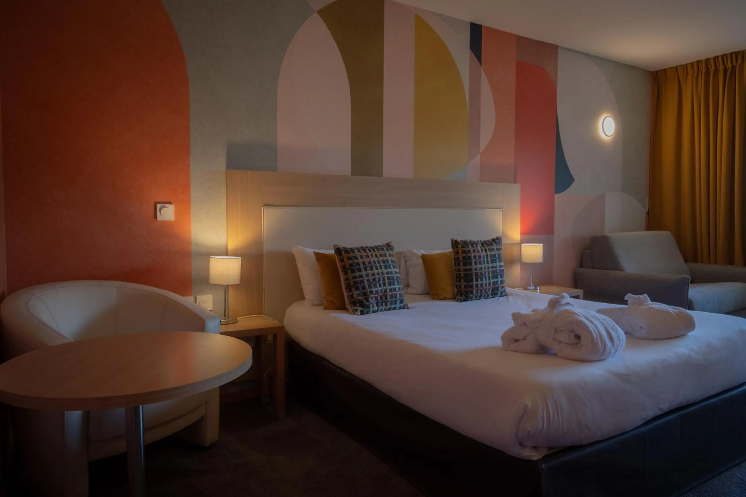 Bedroom, Bed in Hotel *** & Spa Vacances Bleues Villa Marlioz