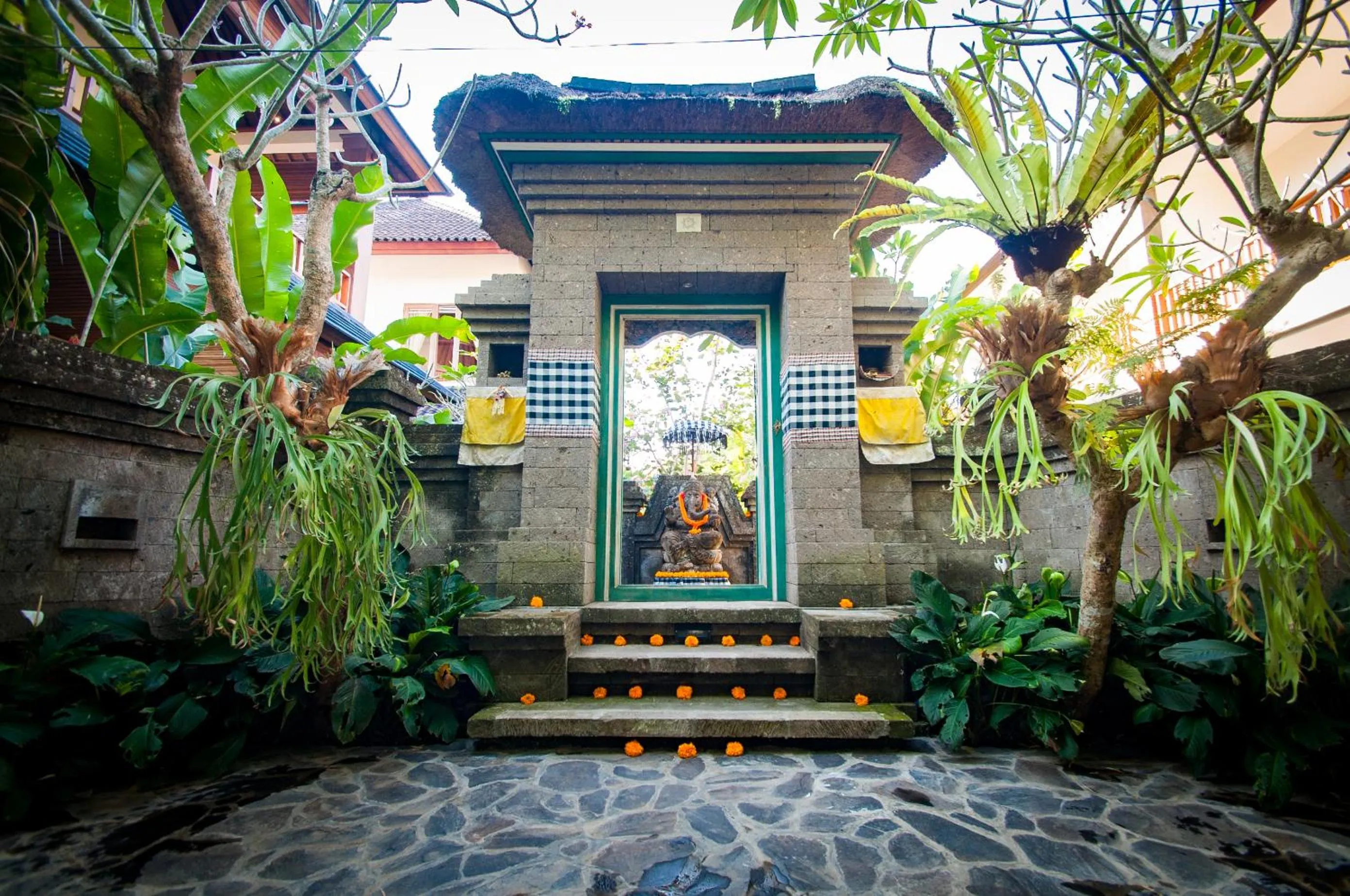 Facade/entrance in Flamboyant Villa Ubud