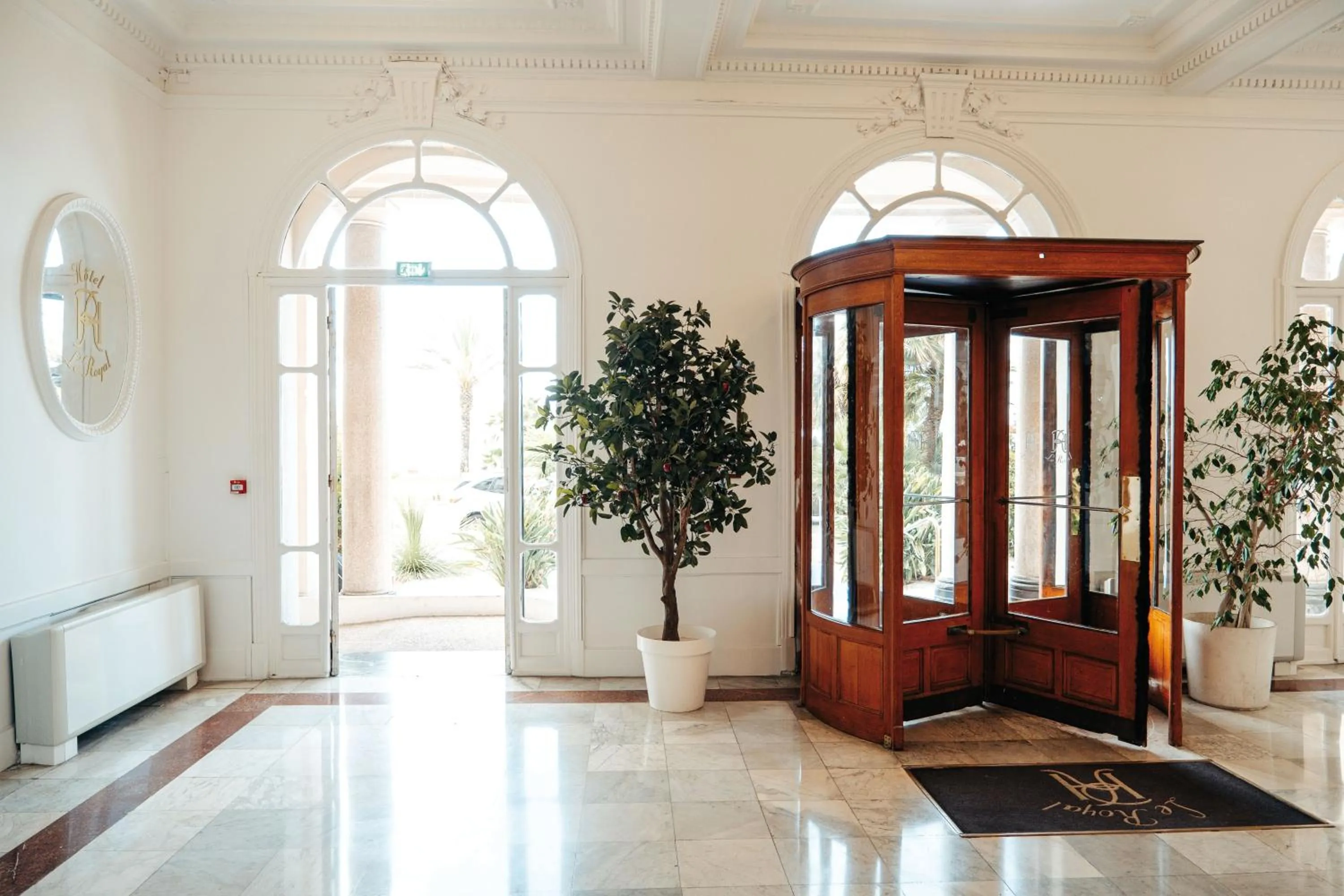 Lobby or reception in Hôtel Le Royal Promenade des Anglais