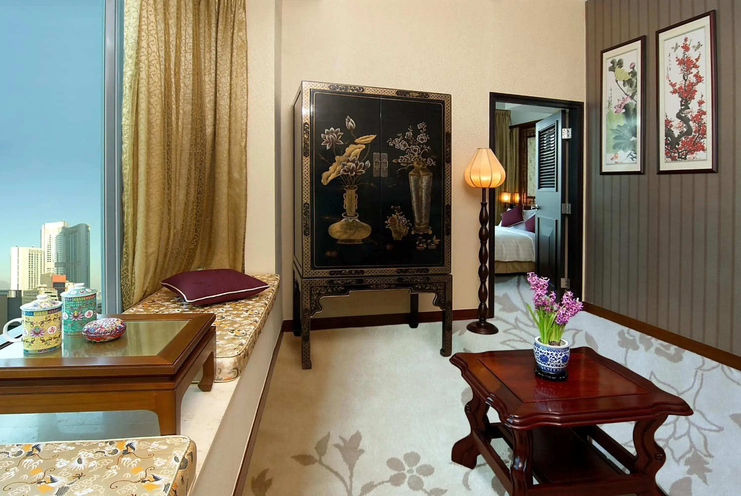 Living room in Lan Kwai Fong Hotel - Kau U Fong Living room in Lan Kwai Fong Hotel - Kau U Fong