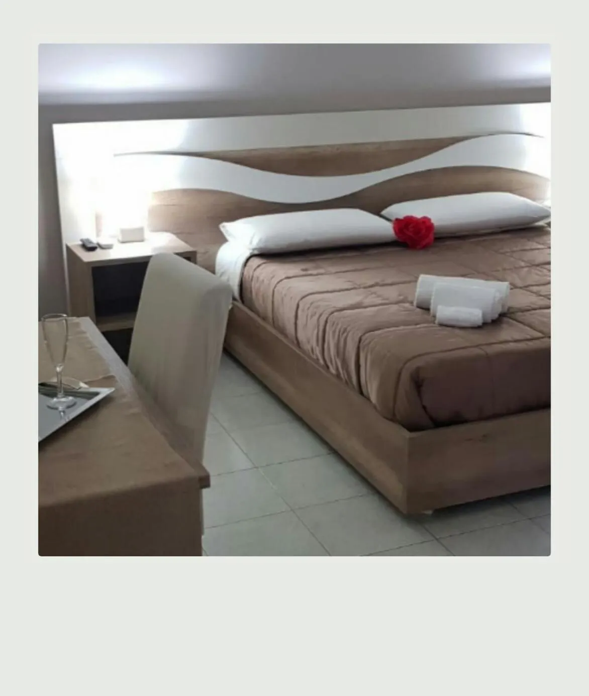 Photo of the whole room, Bed in B&B AEREOSTATION