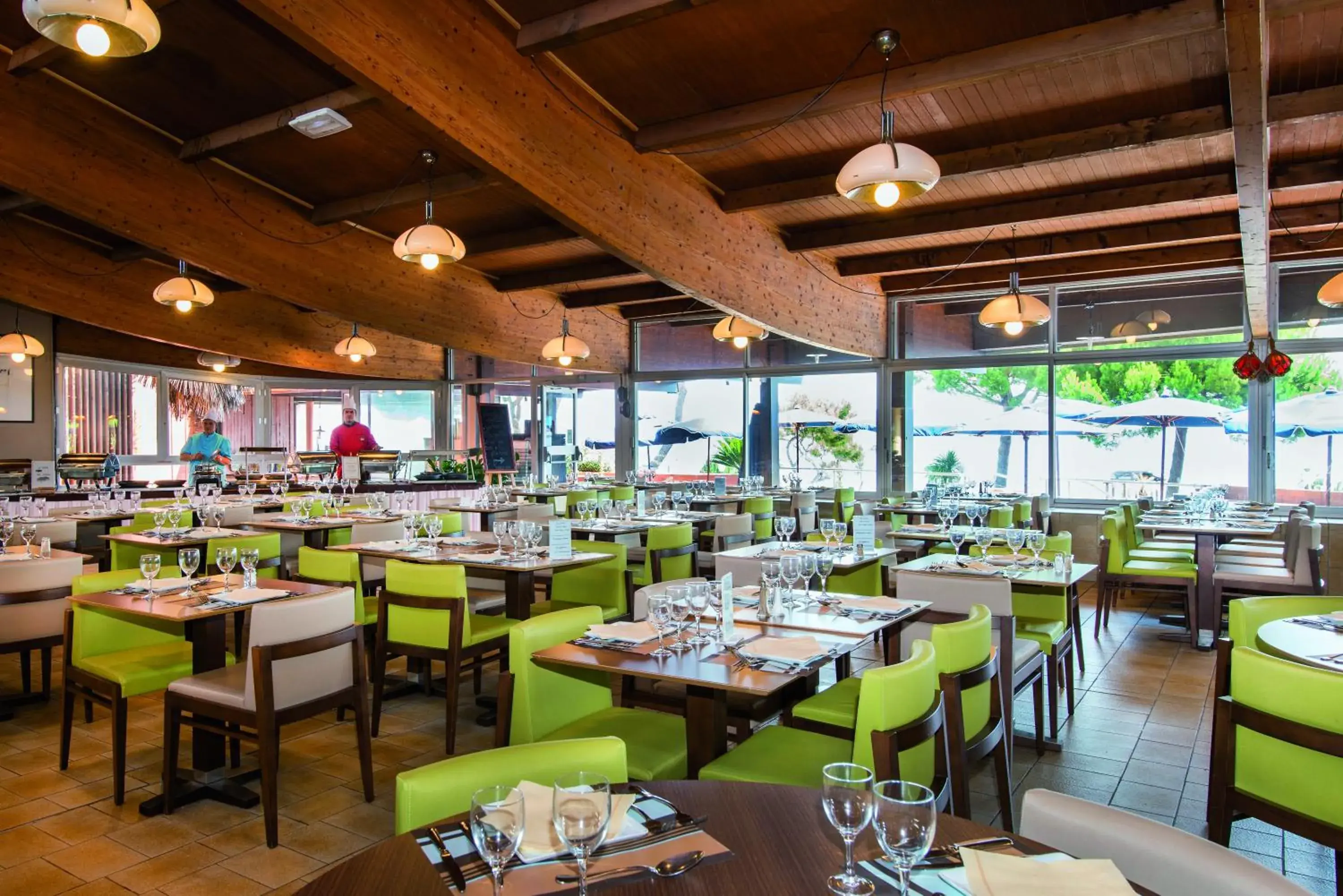 Restaurant/places to eat in Hôtel Vacances Bleues Delcloy Restaurant/places to eat in Hôtel Vacances Bleues Delcloy