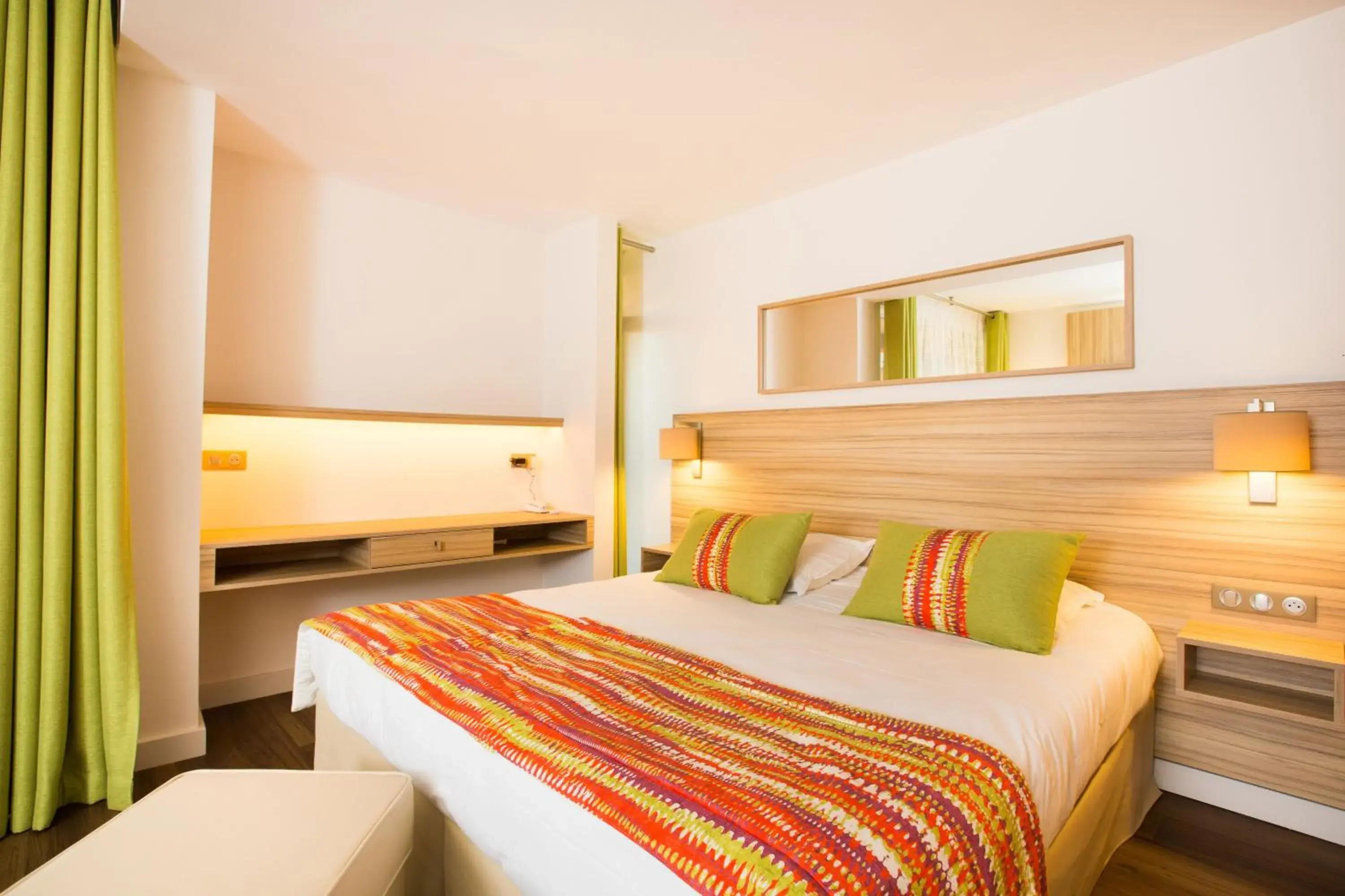 Bedroom, Bed in Hôtel Vacances Bleues Delcloy Bedroom, Bed in Hôtel Vacances Bleues Delcloy