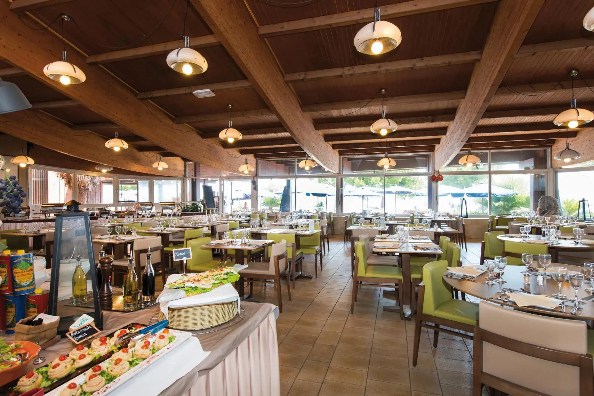 Restaurant/places to eat in Hôtel Vacances Bleues Delcloy Restaurant/places to eat in Hôtel Vacances Bleues Delcloy