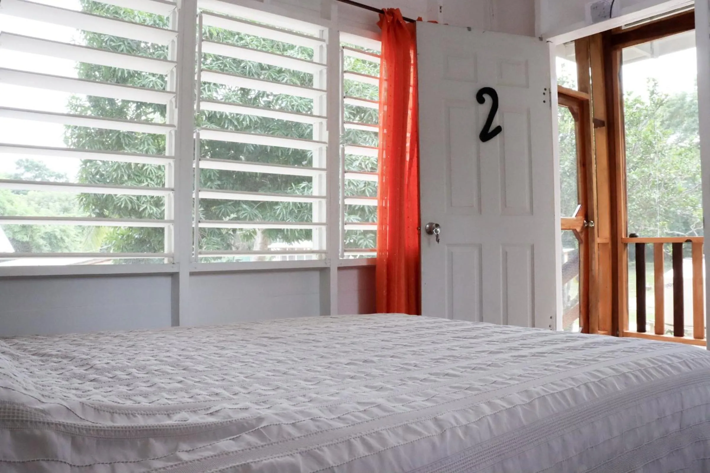 Bedroom, Bed in Horse Cottage