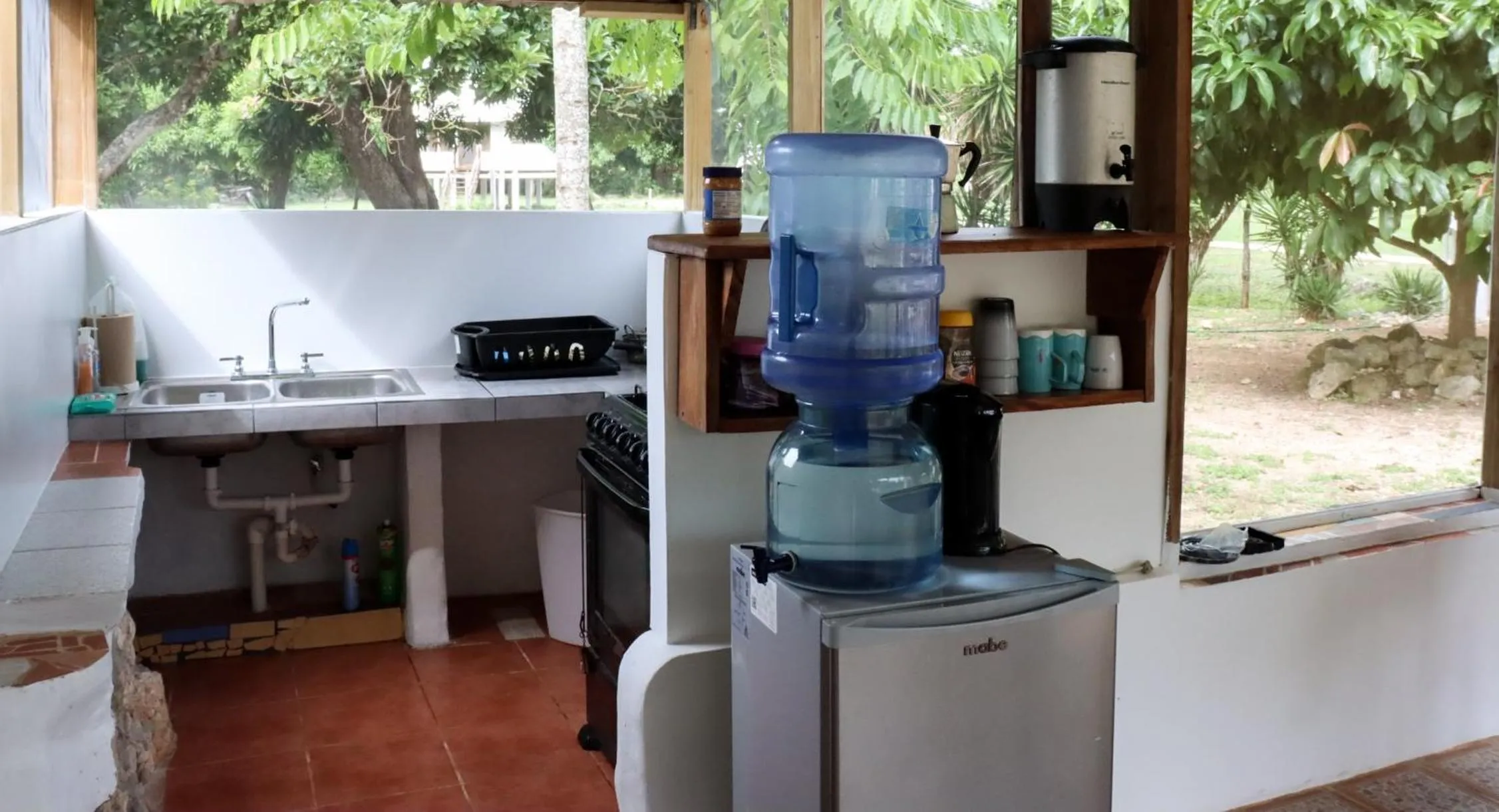 Coffee/tea facilities in Horse Cottage