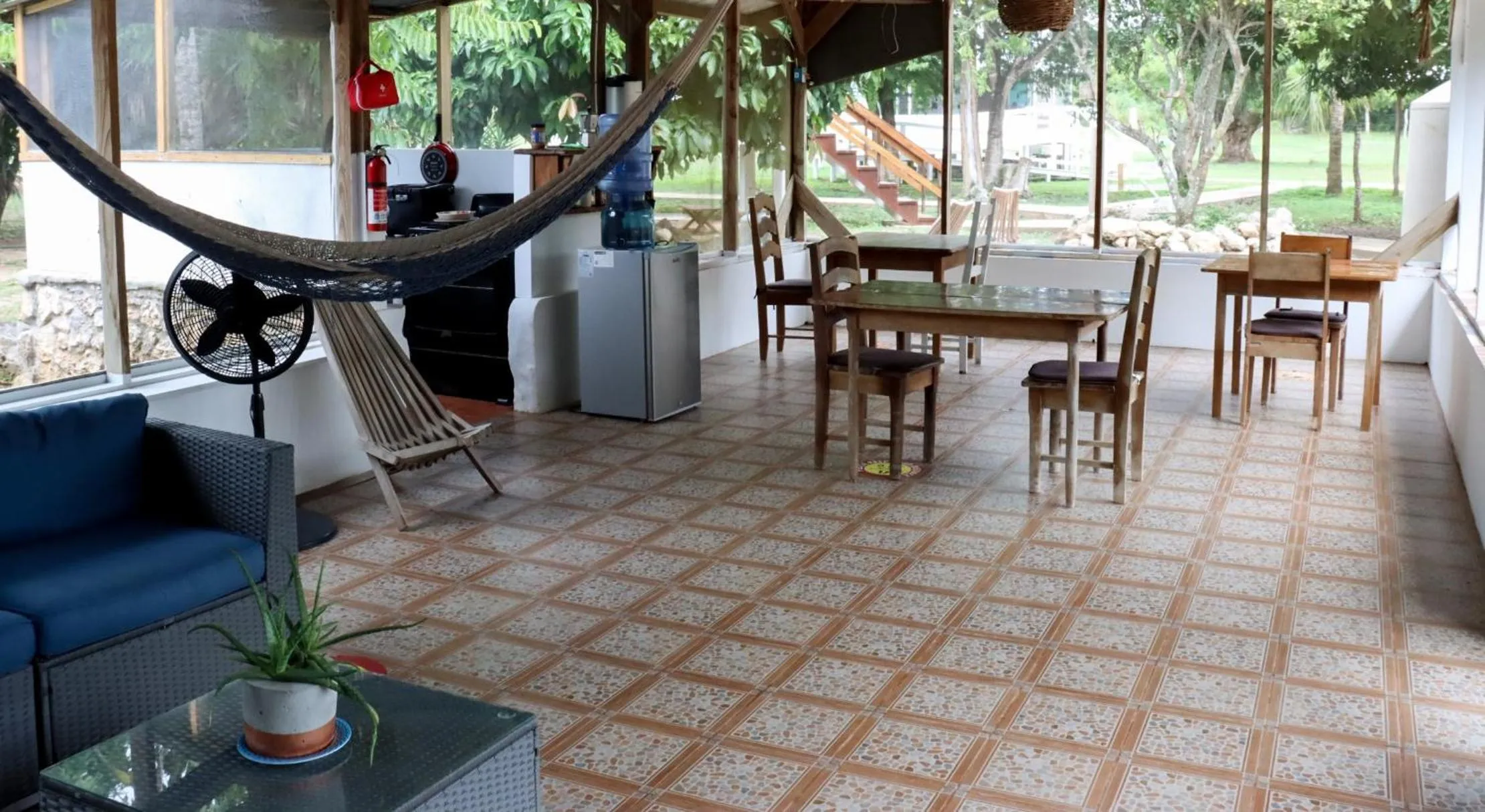 Communal lounge/ TV room in Horse Cottage