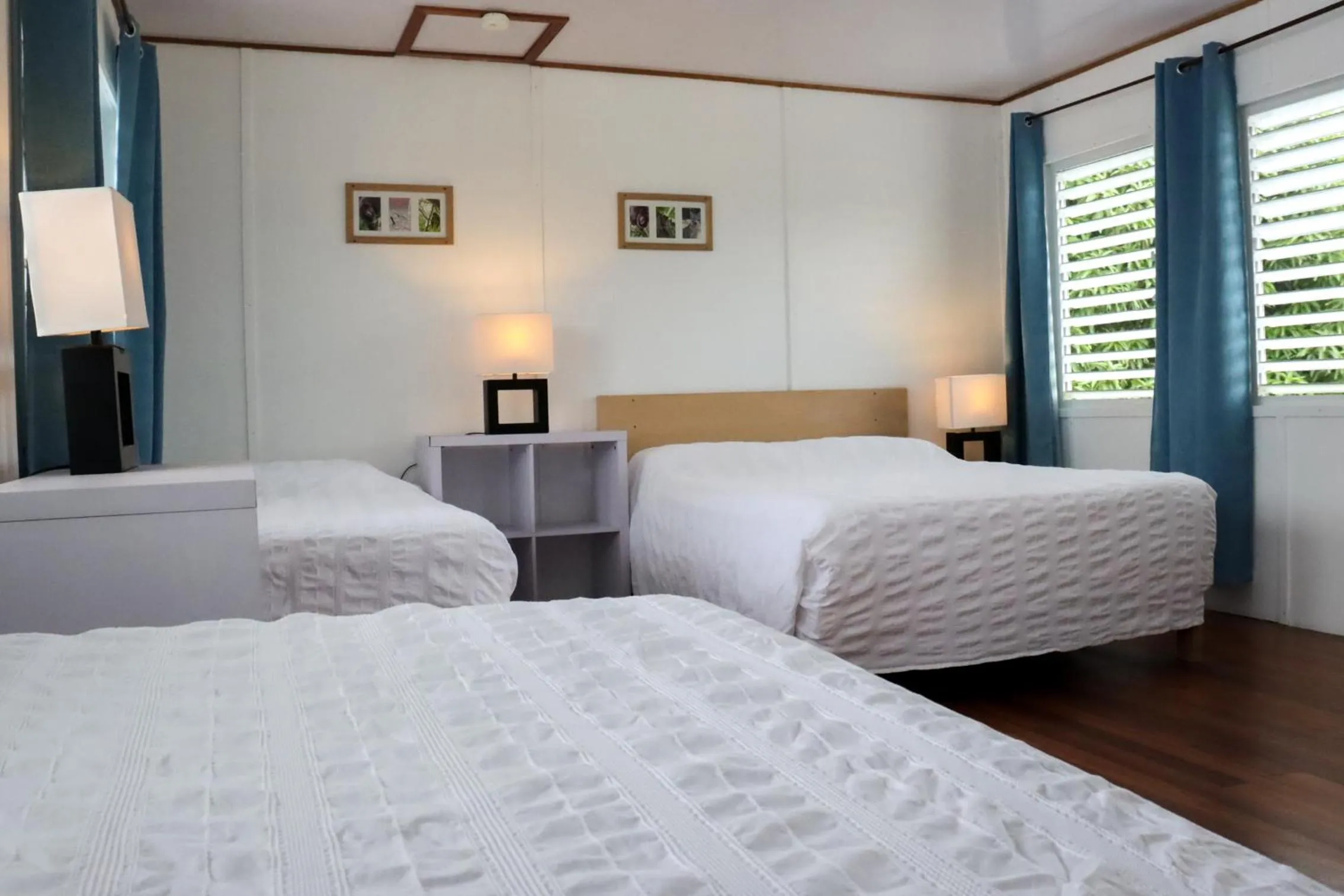 Bedroom, Bed in Horse Cottage