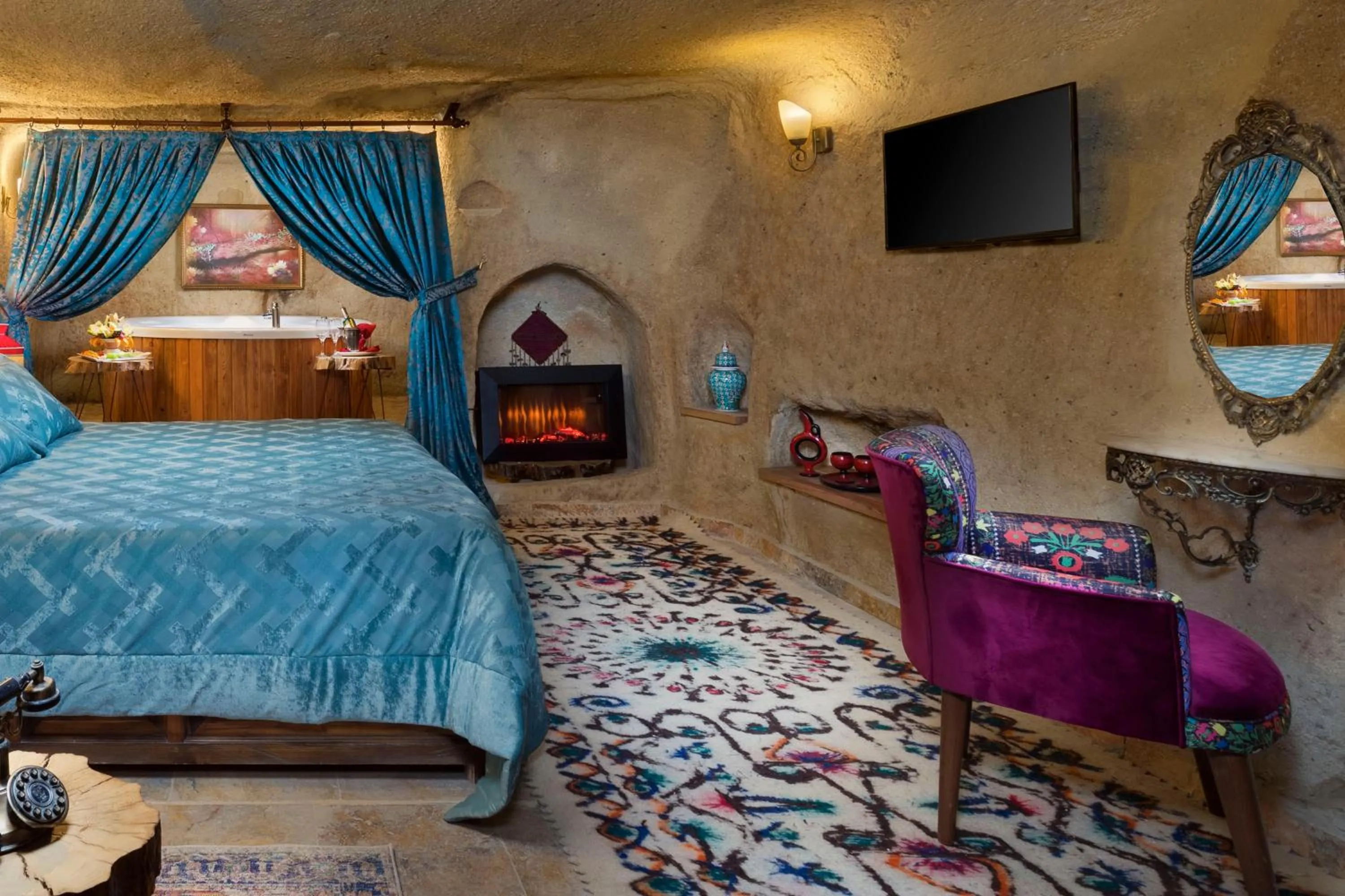 Bed in Cappadocia Splendid Cave Hotel