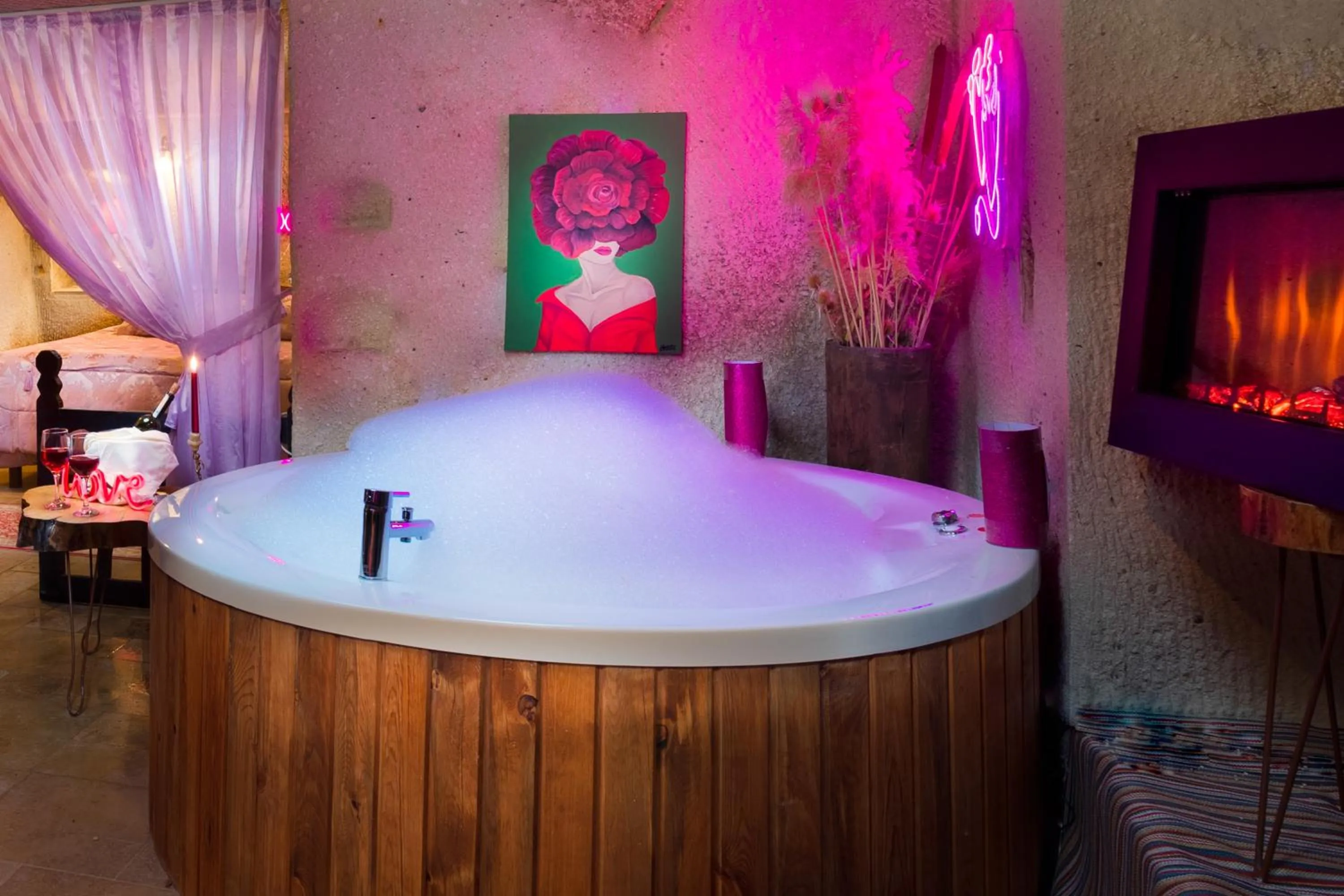 Bed in Cappadocia Splendid Cave Hotel