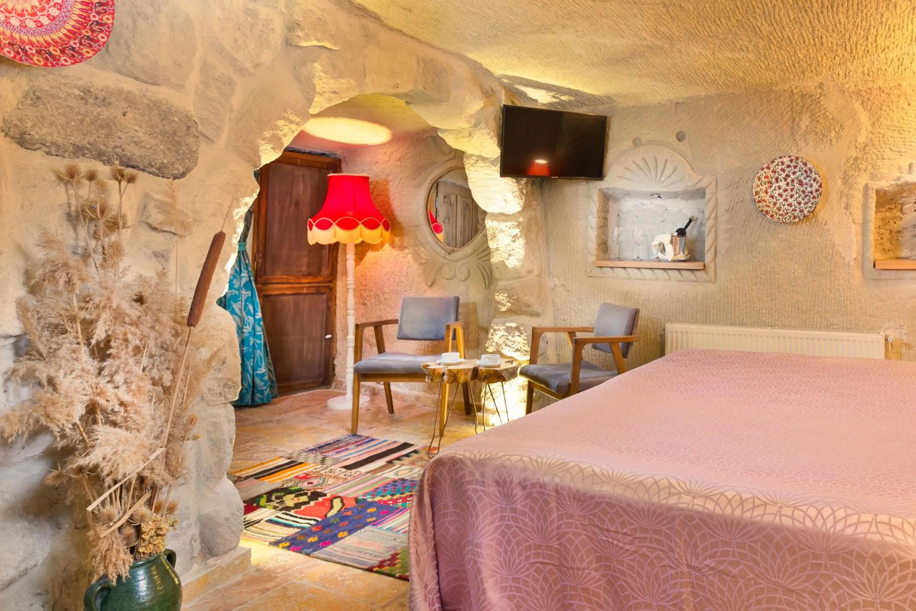 Bed in Cappadocia Splendid Cave Hotel