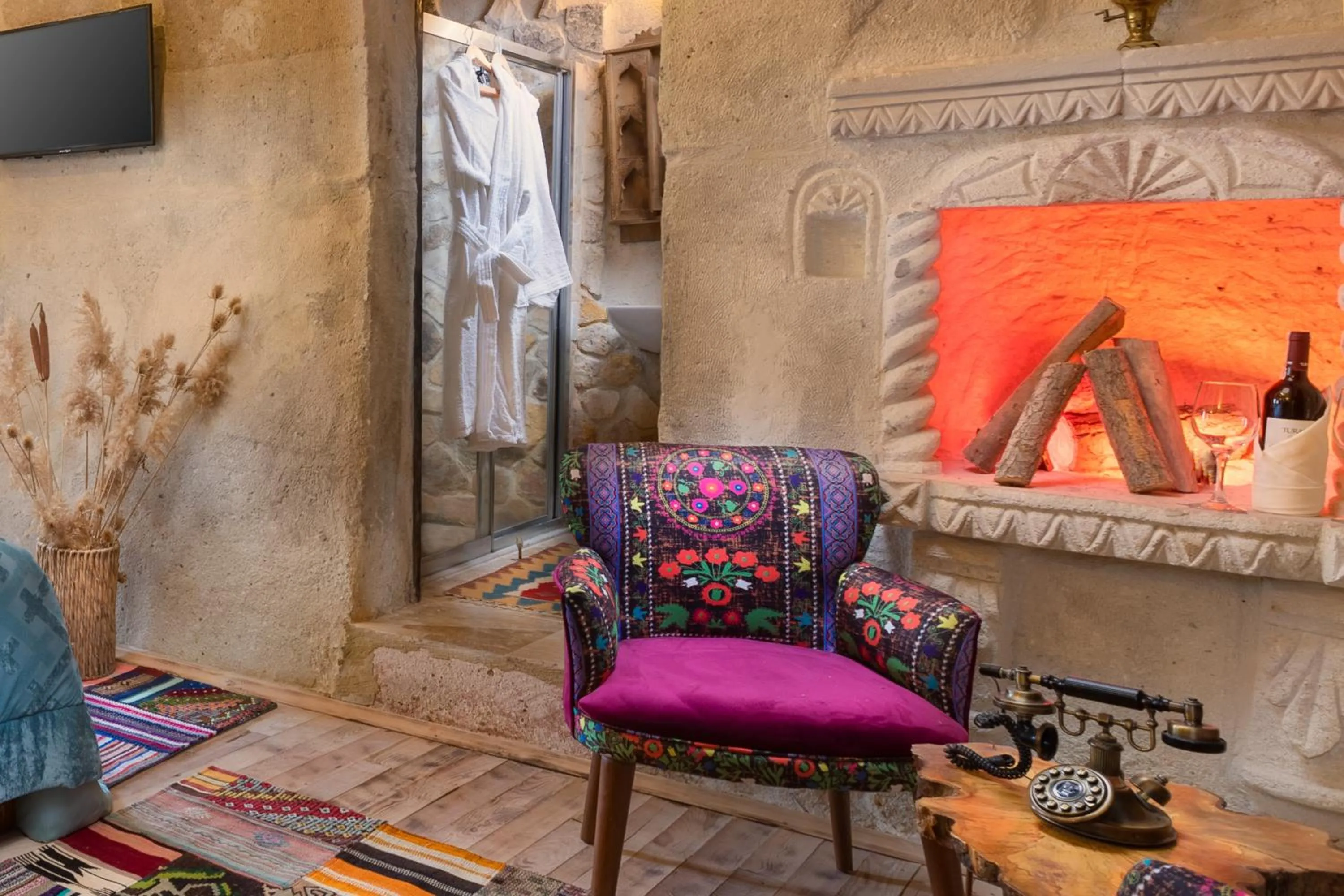 Shower in Cappadocia Splendid Cave Hotel