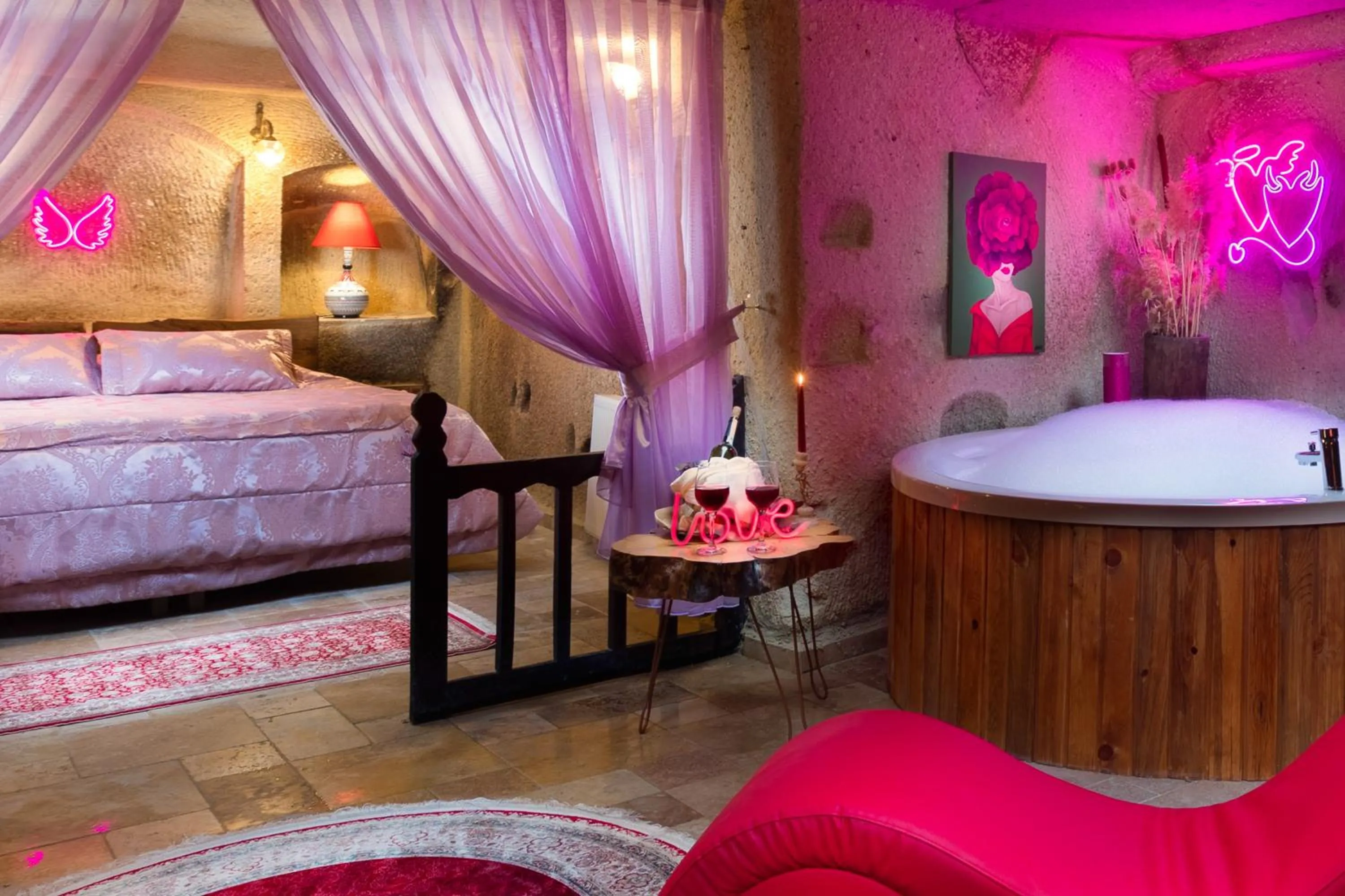 Bed in Cappadocia Splendid Cave Hotel