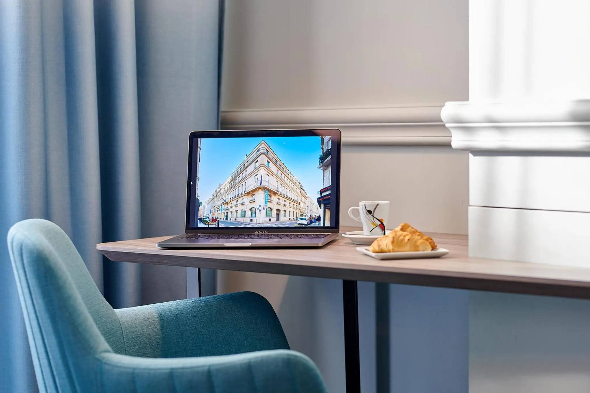 TV and multimedia in Hotel Vacances Bleues Provinces Opera