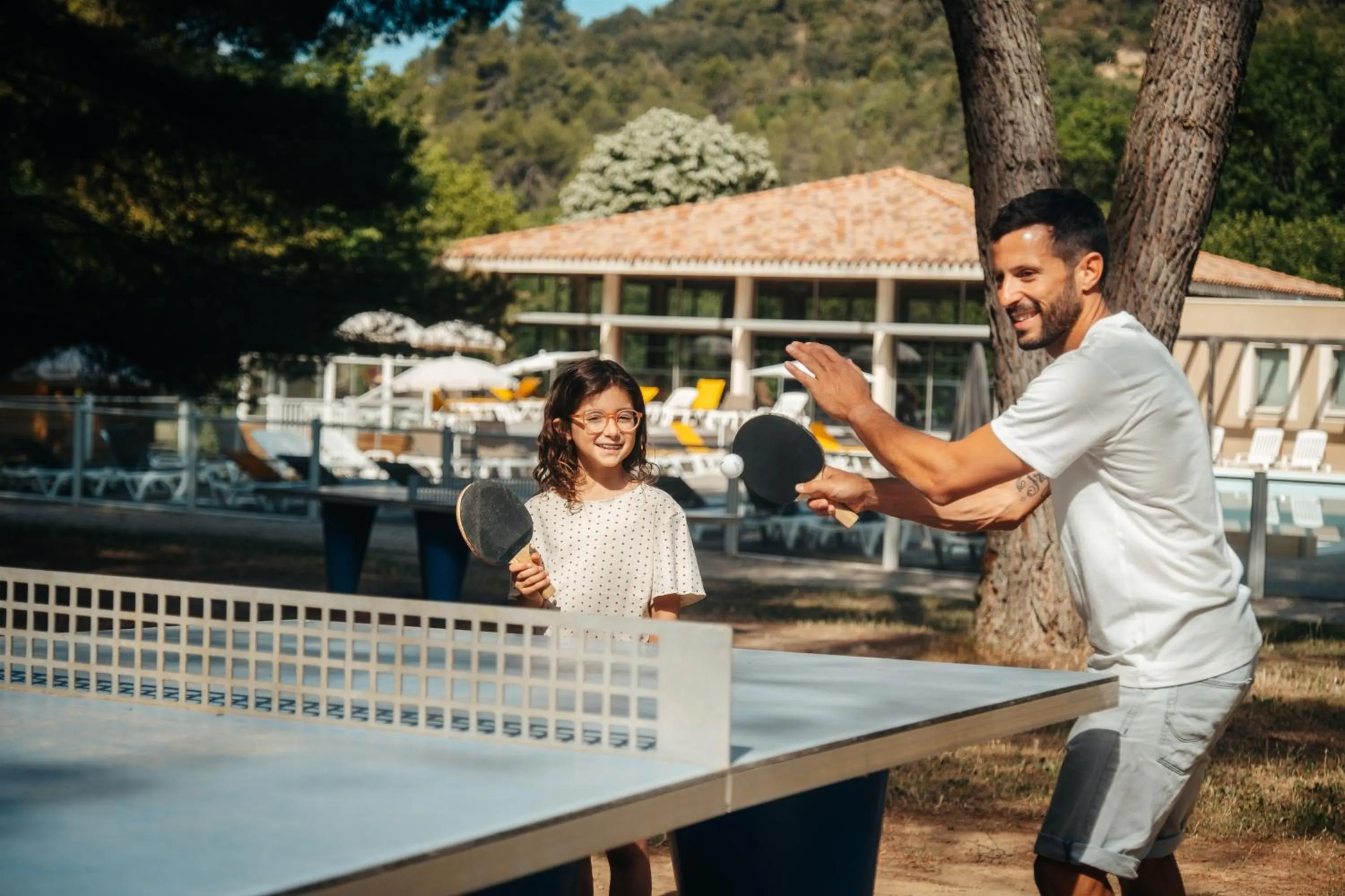 Table tennis in Club Vacances Bleues Domaine de Château Laval