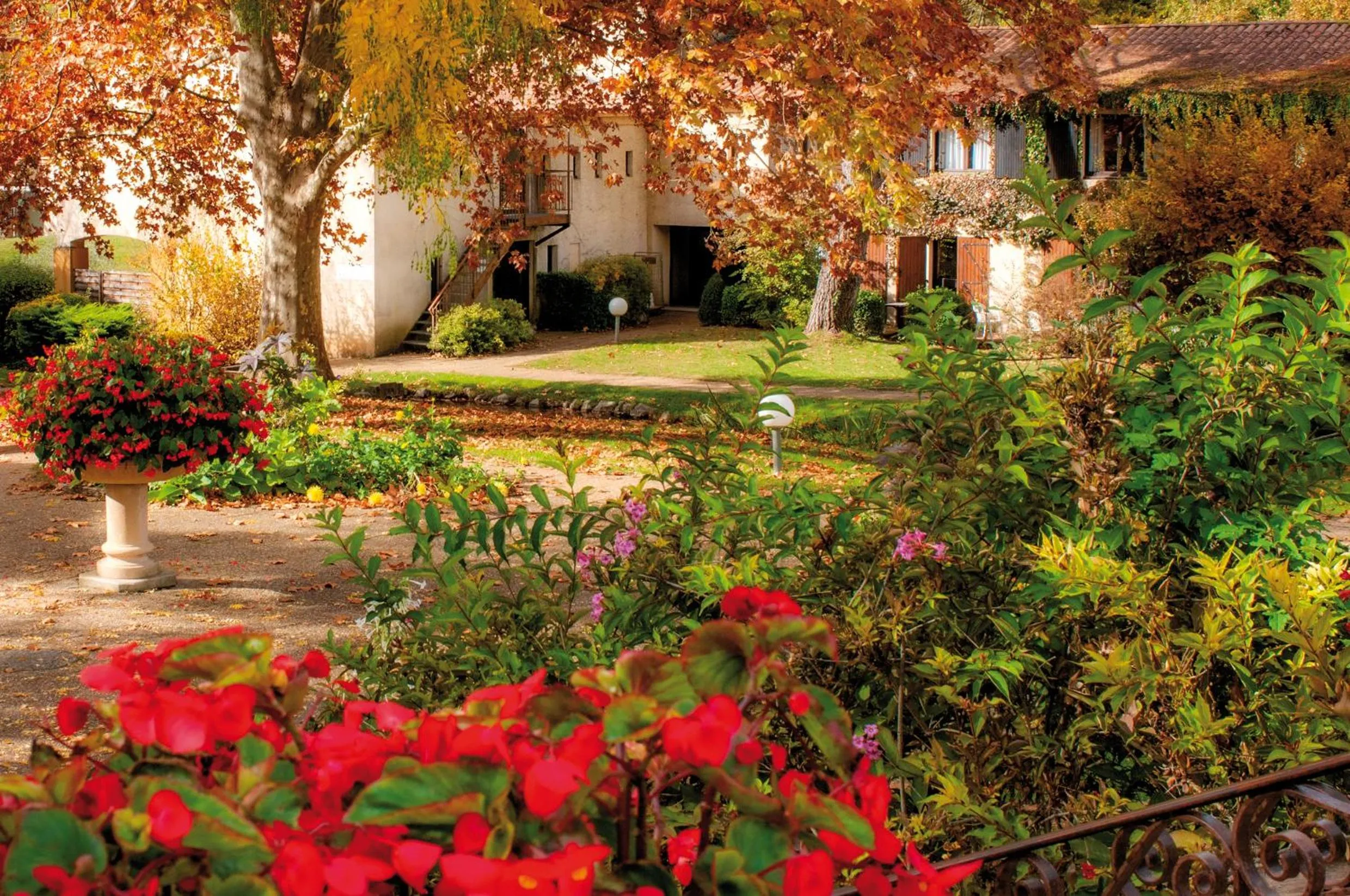 Garden in Club Vacances Bleues Domaine de Château Laval