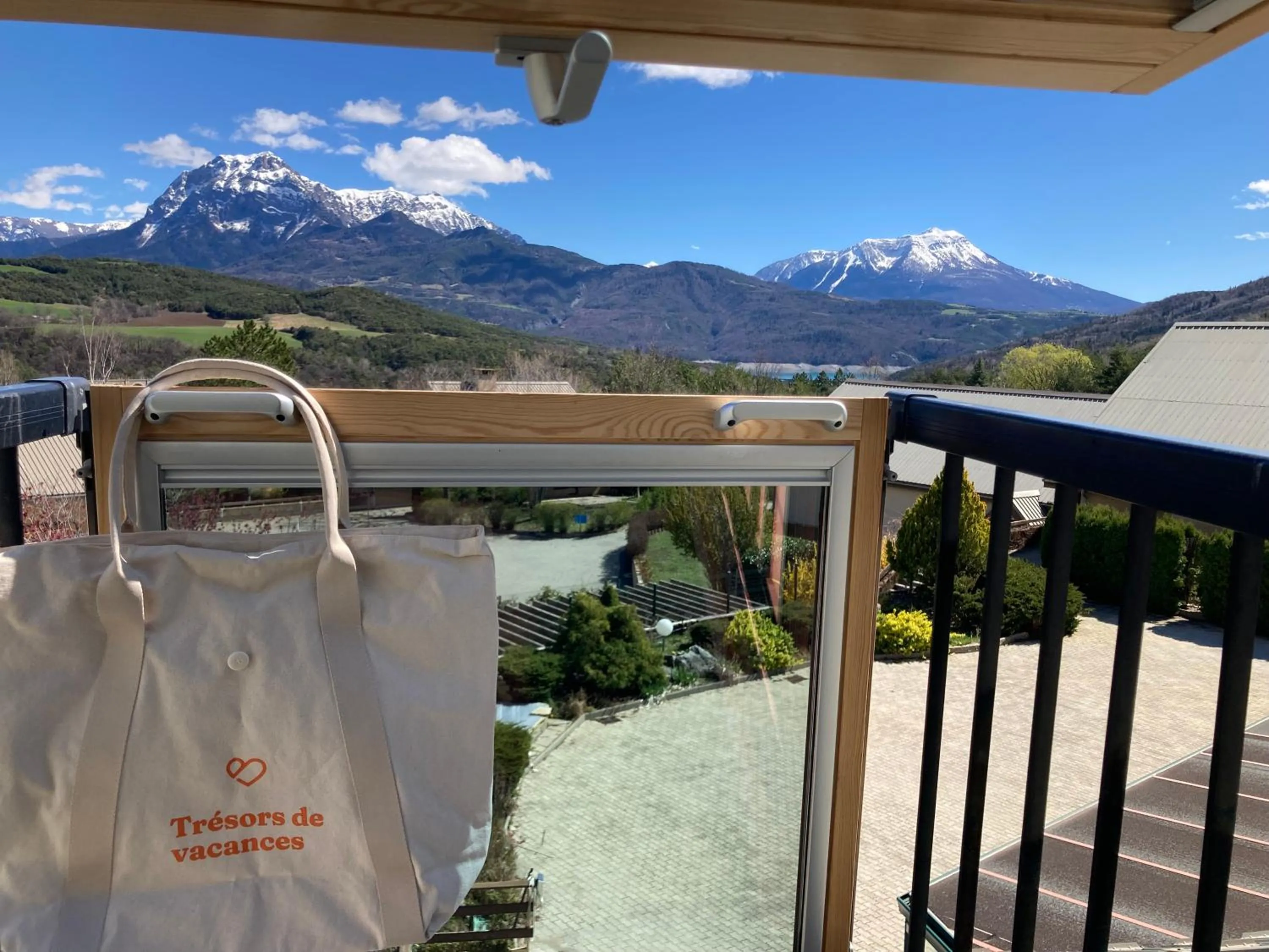 Balcony/Terrace in Club Vacances Bleues Les Horizons du Lac (anciennement Serre-du-Villard)