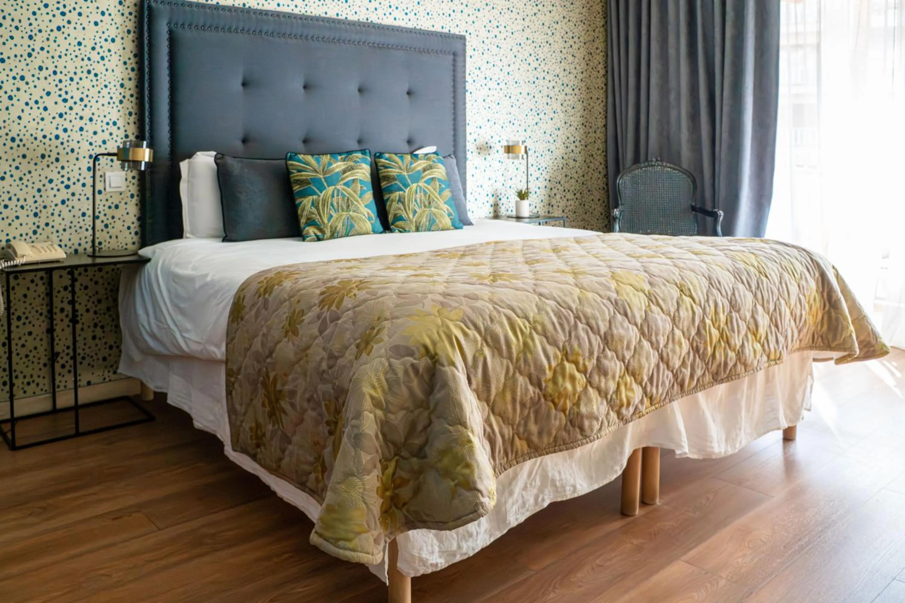 Bed in Logis Hotel Diana