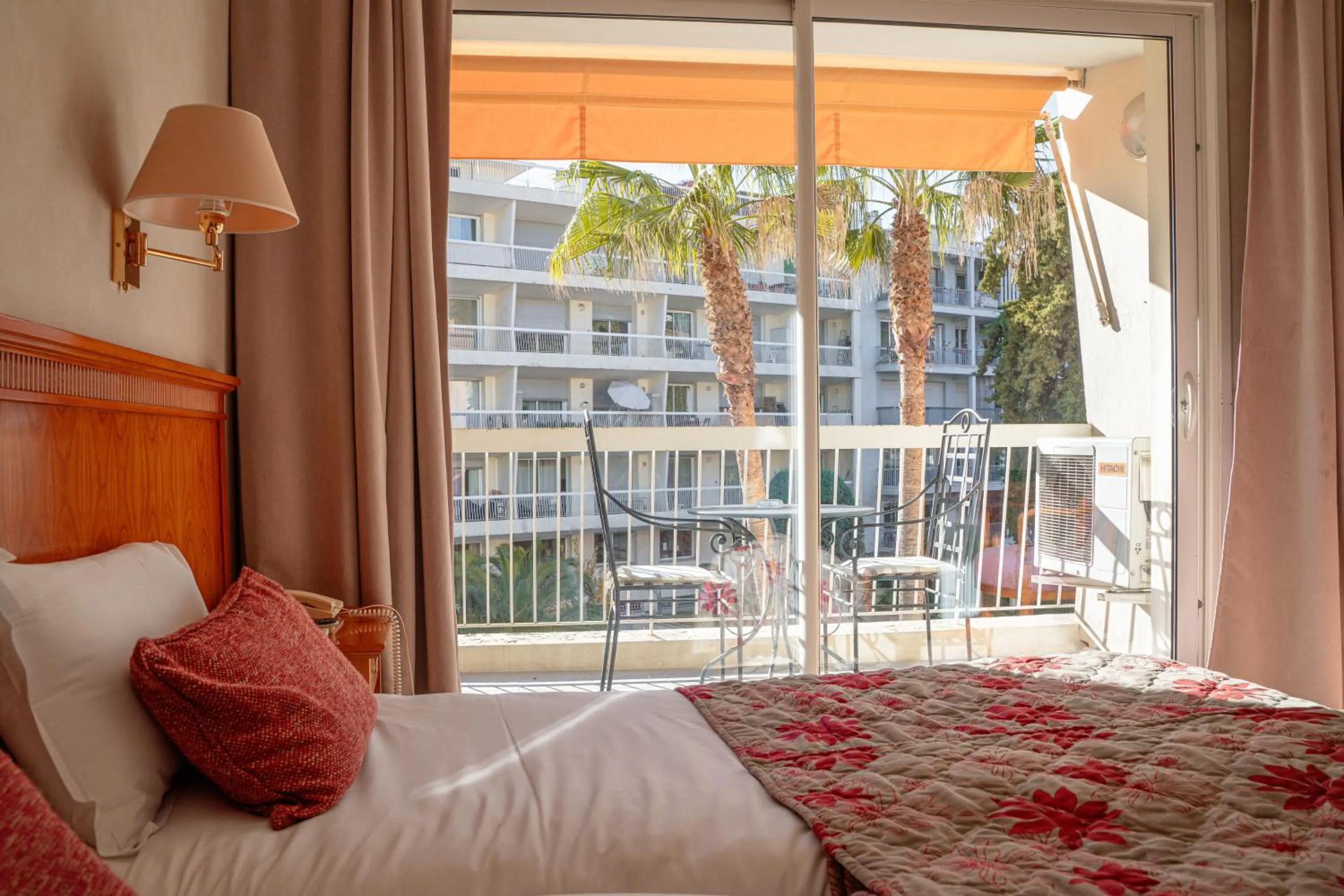 Bed in Logis Hotel Diana