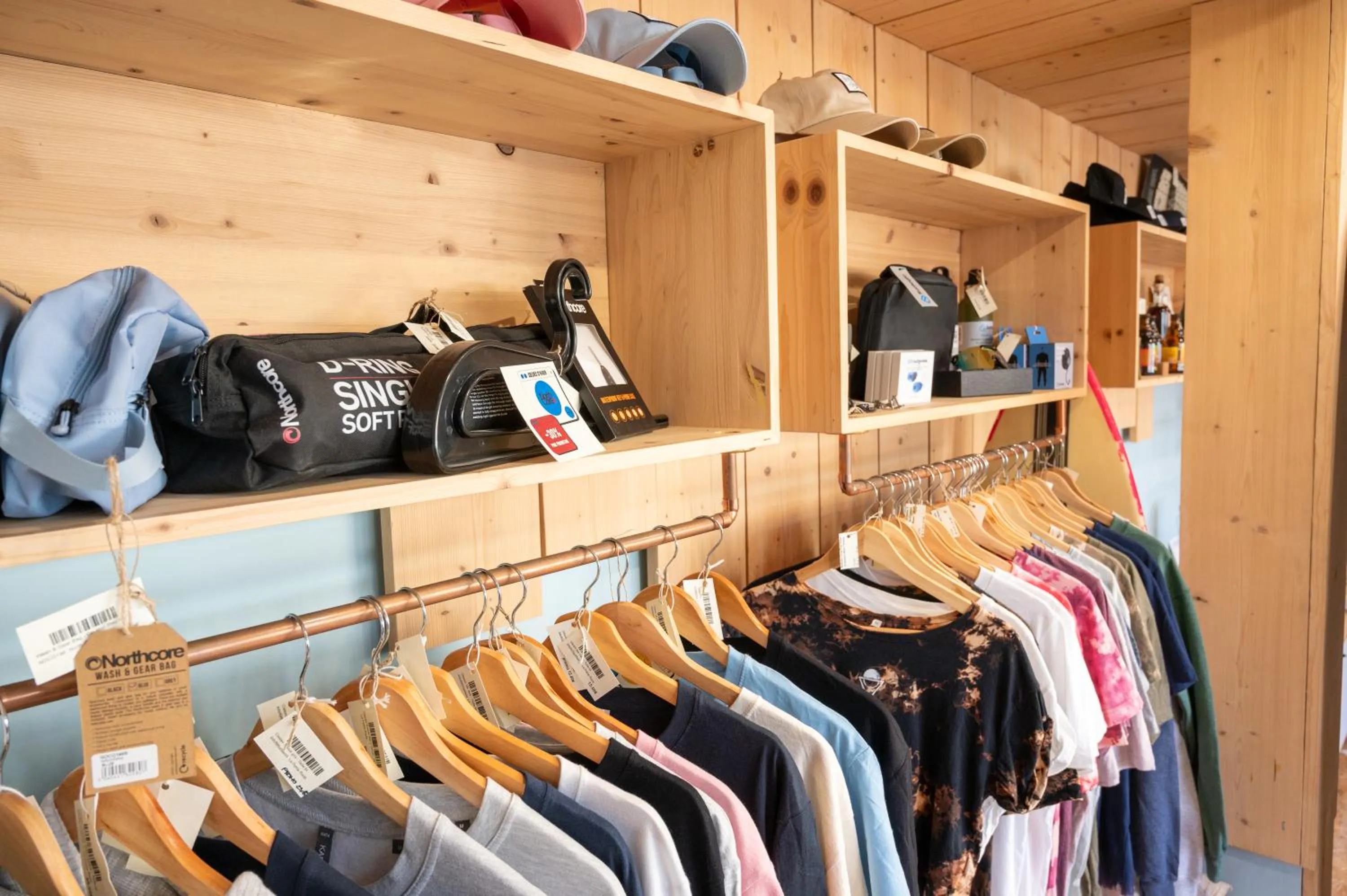 On-site shops in LOGIS HOTEL - La Petite Rade