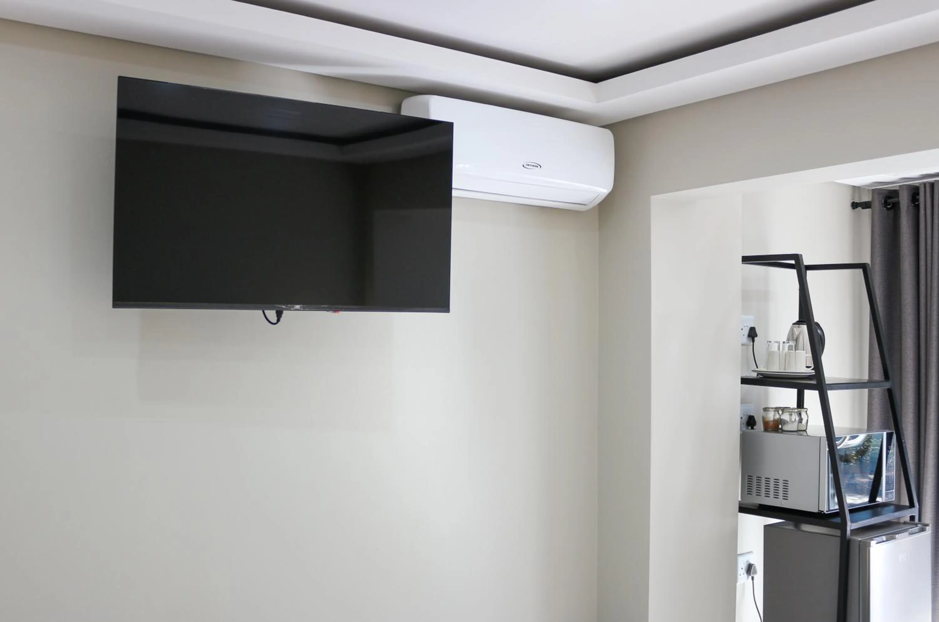 Luxury Heights Guesthouse- Pool under renovation