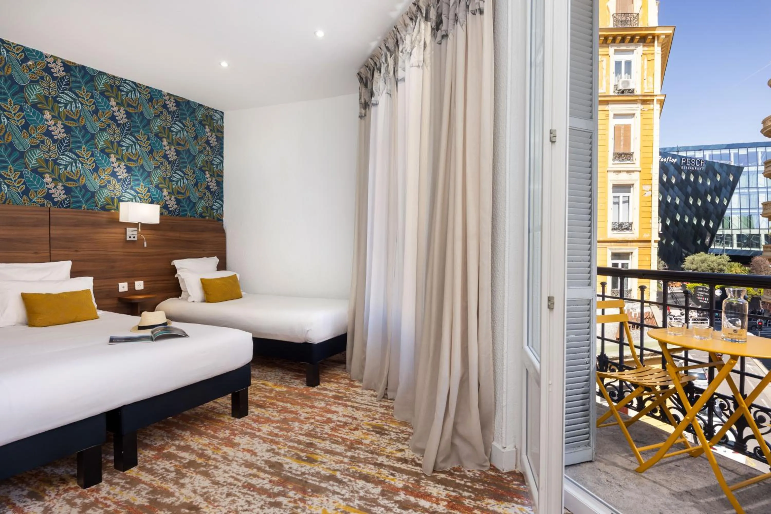 View (from property/room), Bed in Hotel Khla Nice