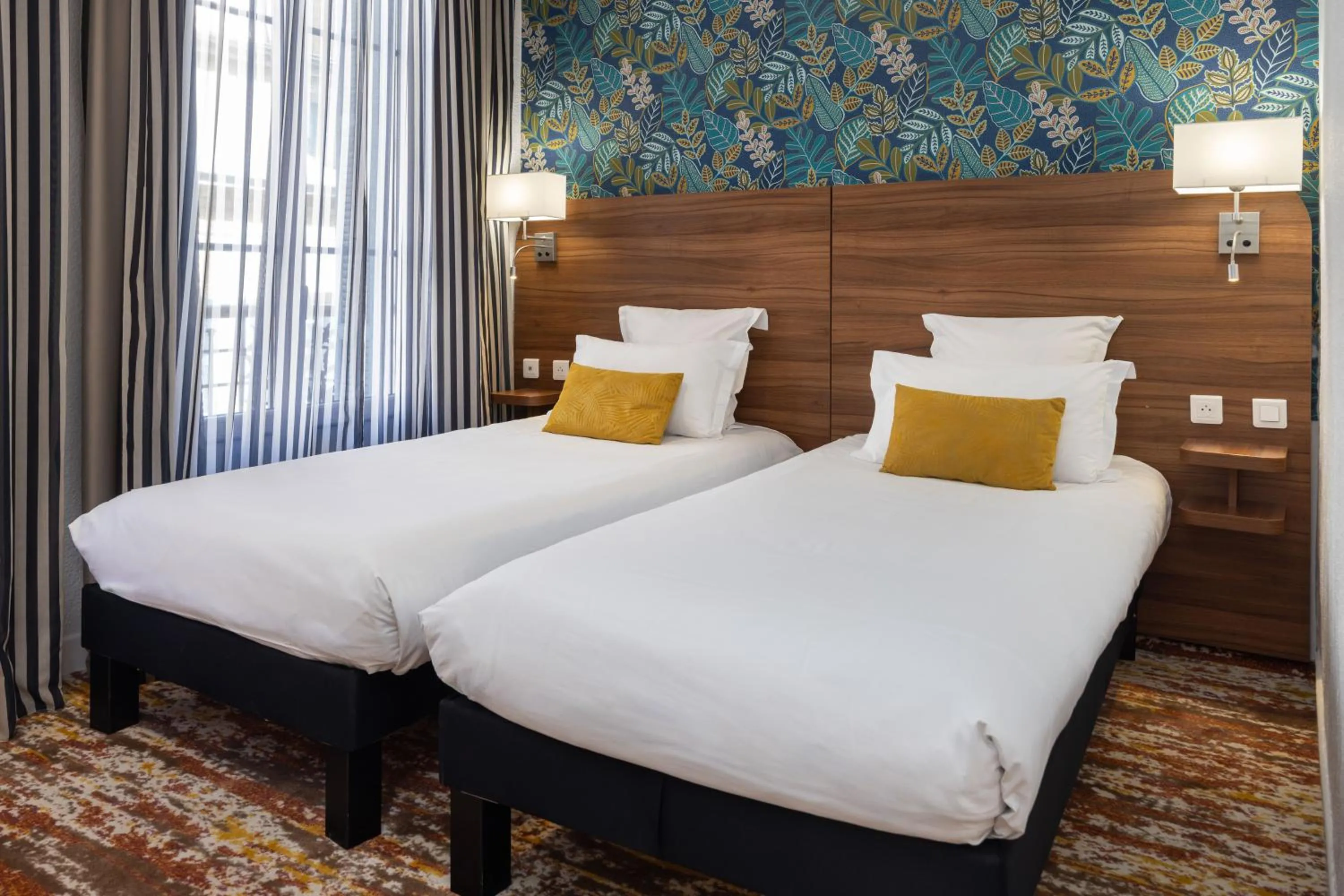 Photo of the whole room, Bed in Hotel Khla Nice