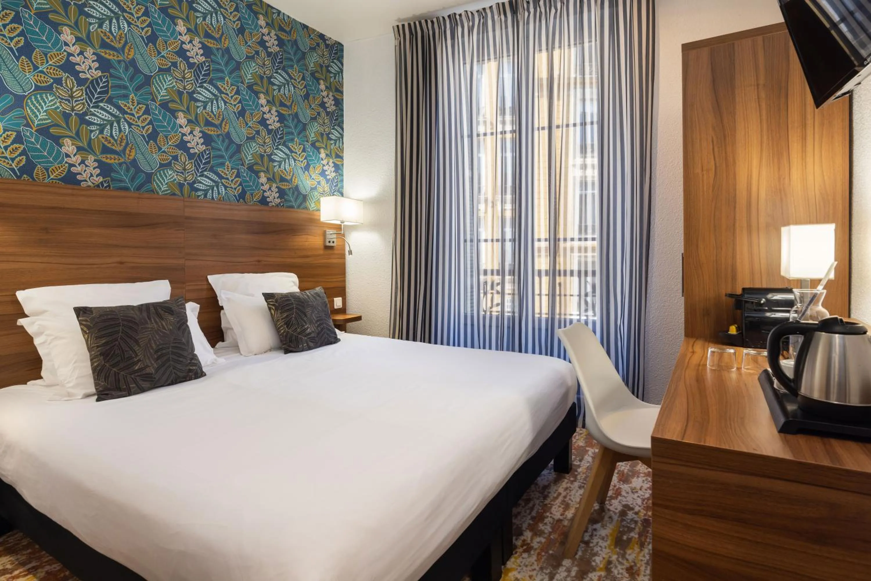 Food and drinks, Bed in Hotel Khla Nice