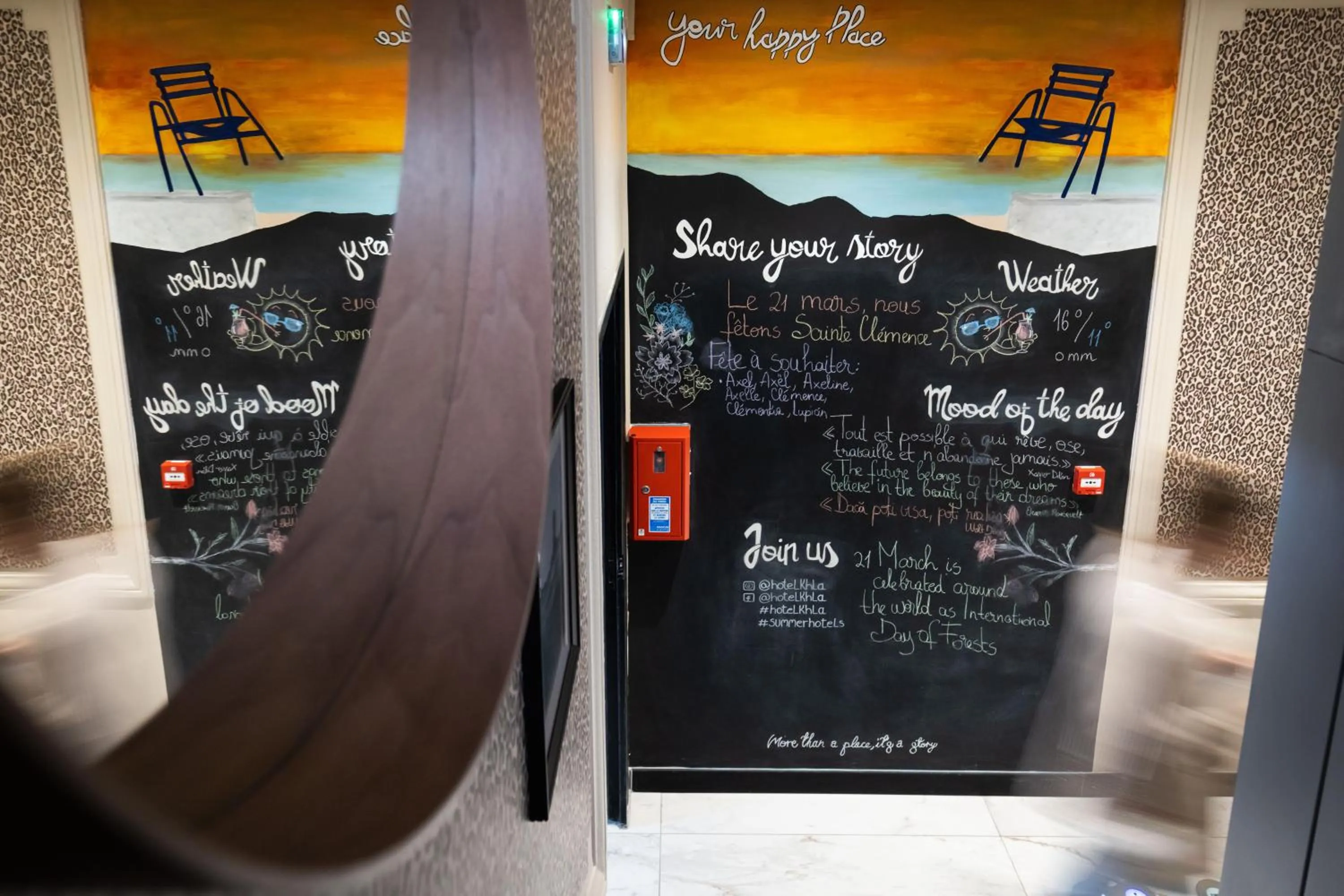 Logo/Certificate/Sign in Hotel Khla Nice