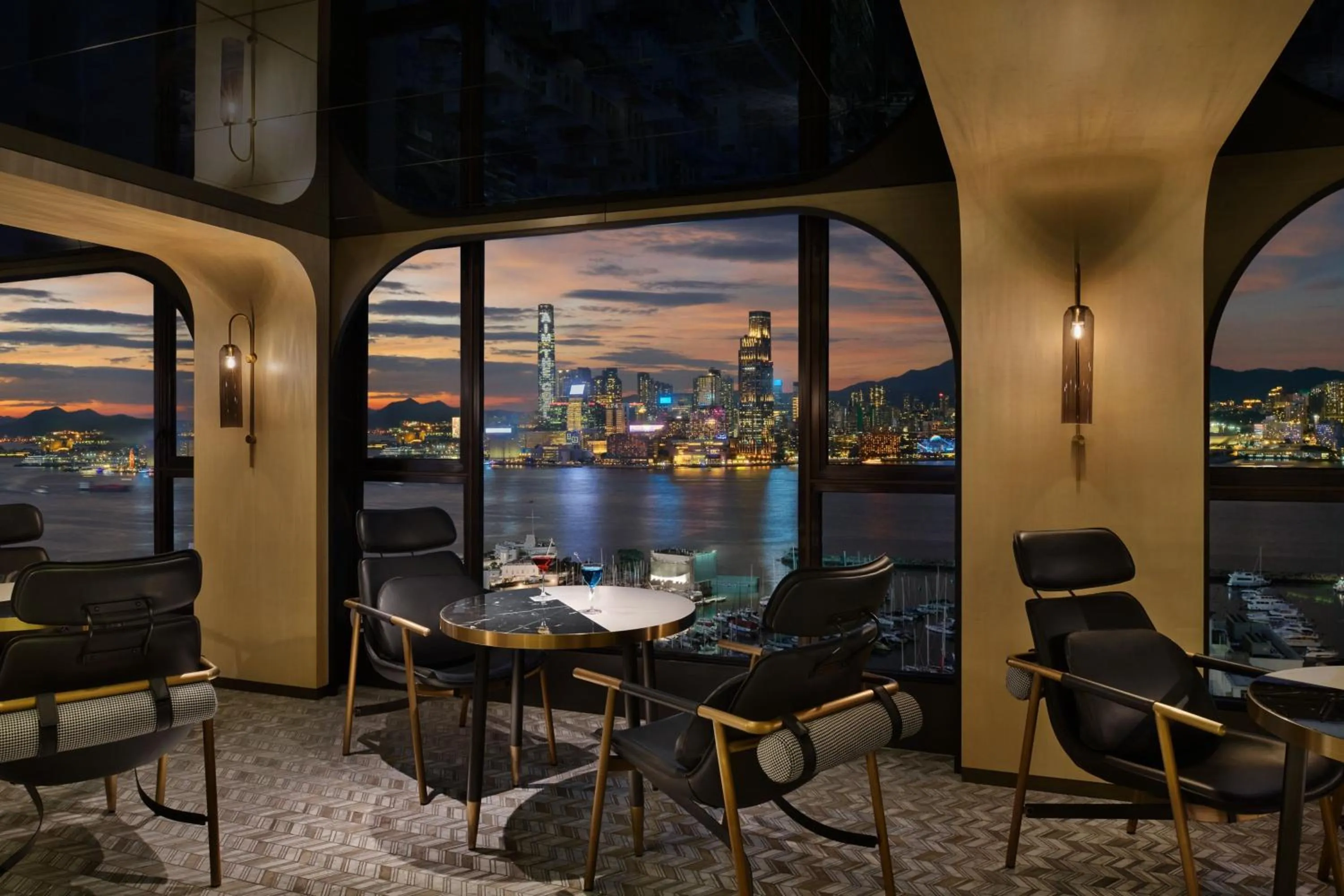 Lounge or bar in The Park Lane Hong Kong, Autograph Collection