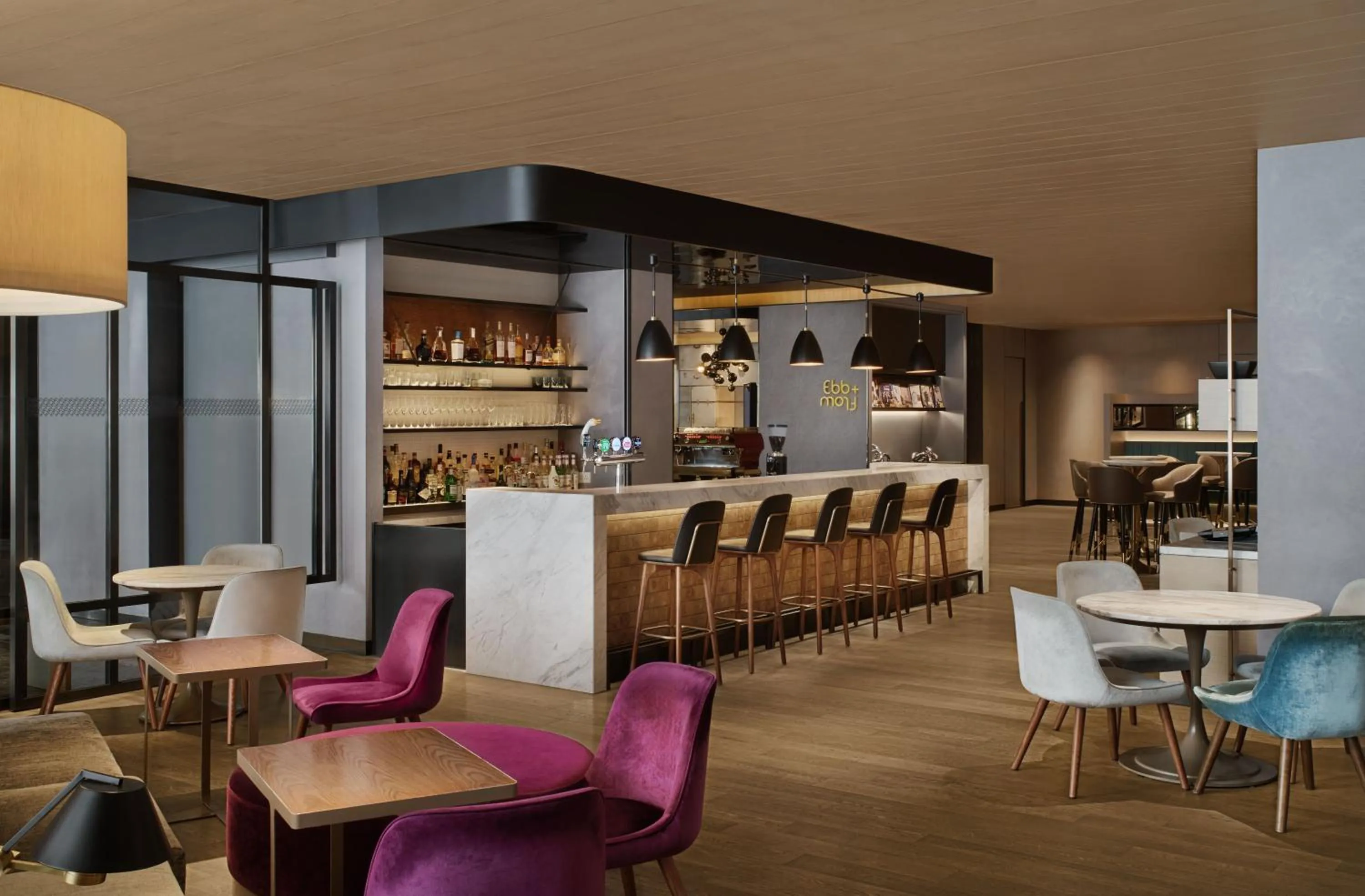 Restaurant/places to eat in The Park Lane Hong Kong, Autograph Collection