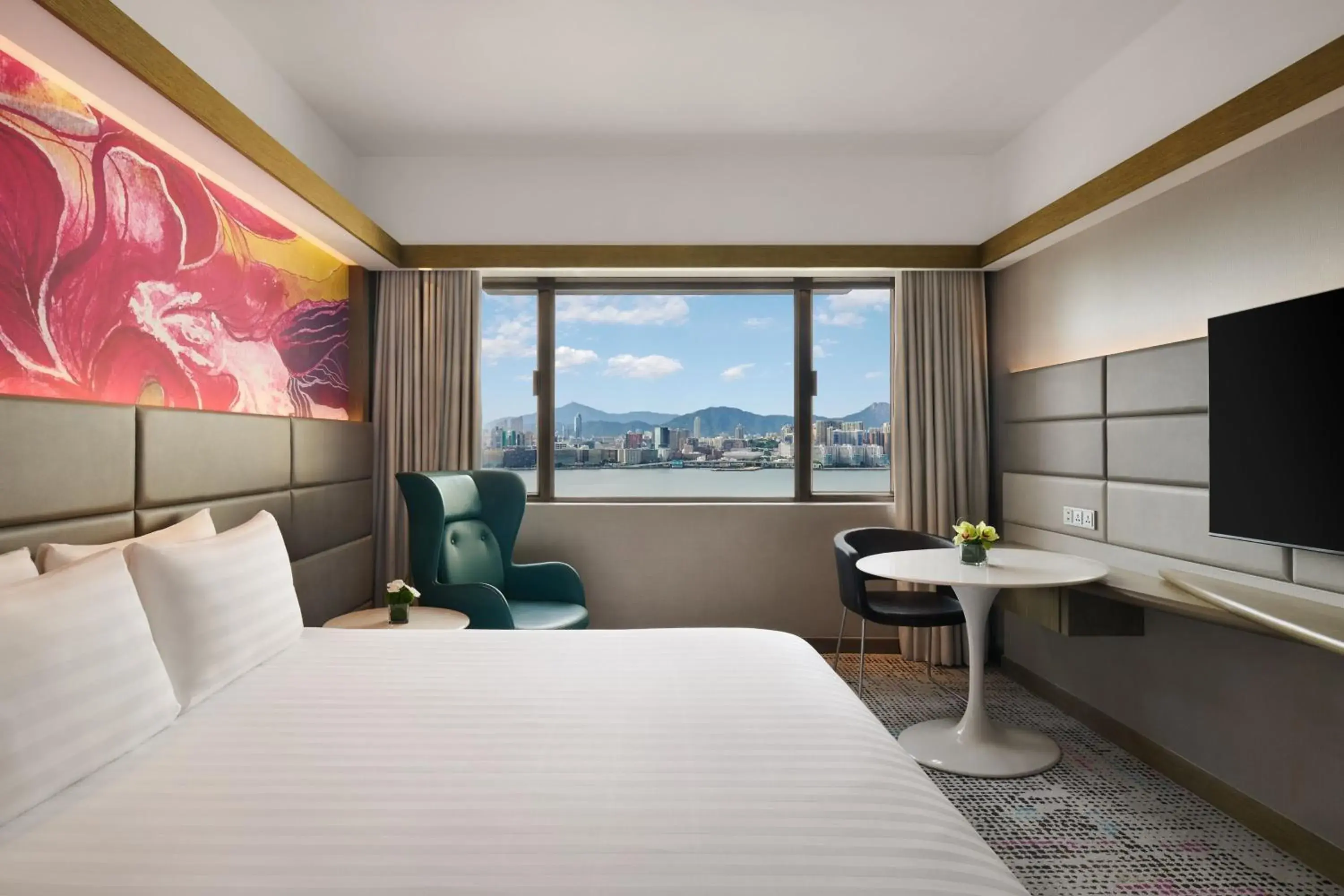 Executive King Room with Lounge Access and Panoramic View in The Park Lane Hong Kong, Autograph Collection Executive King Room with Lounge Access and Panoramic View in The Park Lane Hong Kong, Autograph Collection