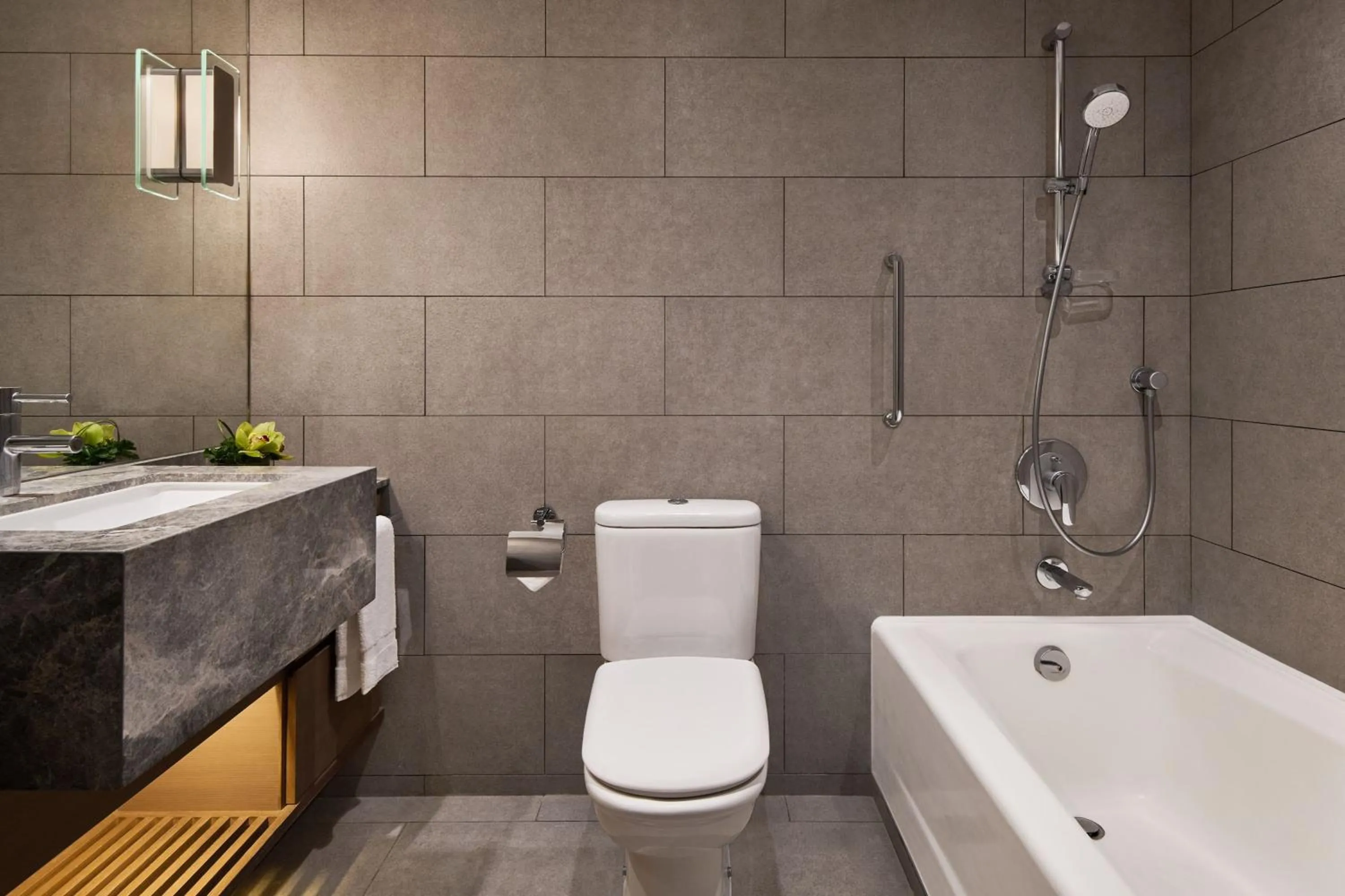 Bathroom in The Park Lane Hong Kong, Autograph Collection