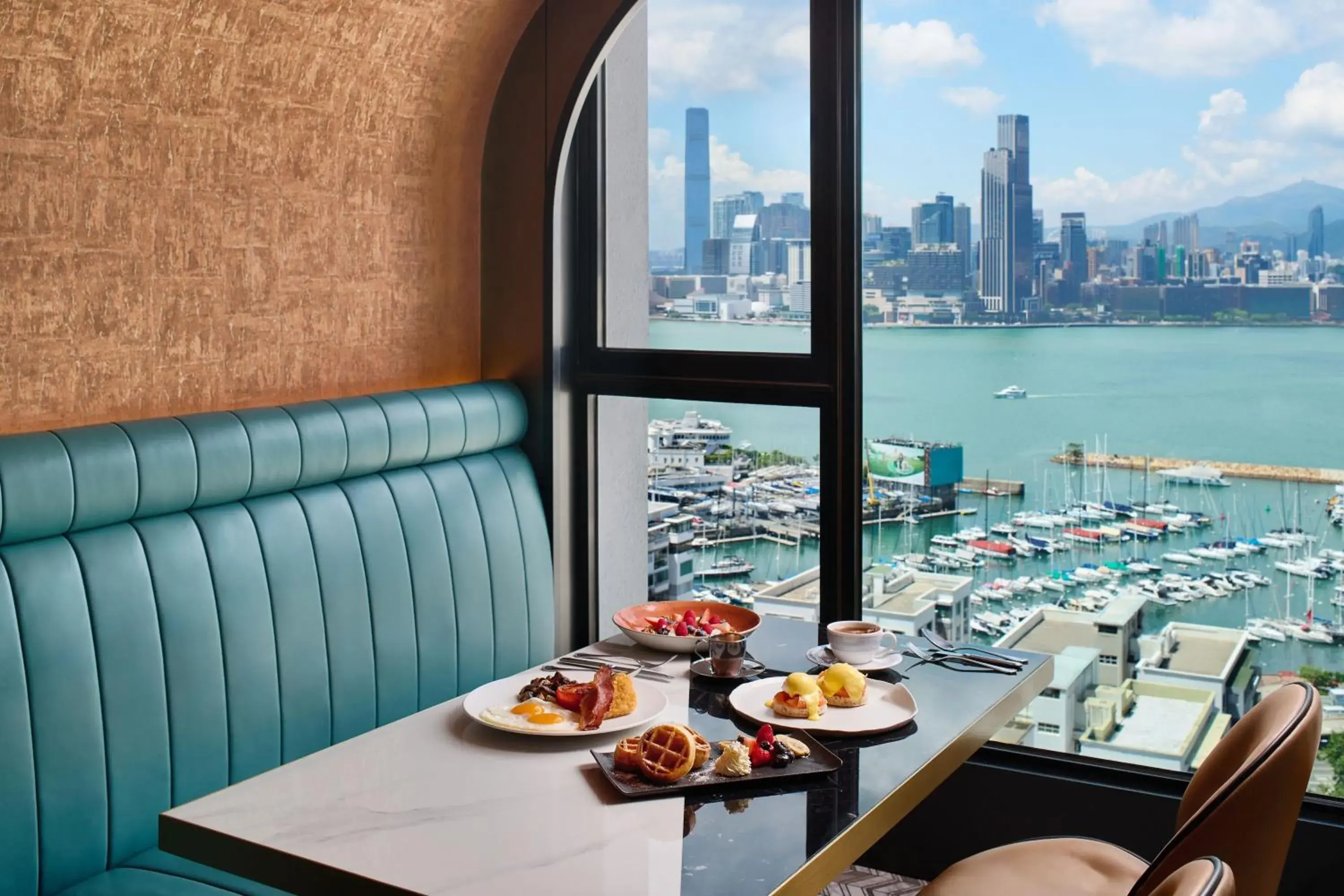 Lounge or bar in The Park Lane Hong Kong, Autograph Collection Lounge or bar in The Park Lane Hong Kong, Autograph Collection