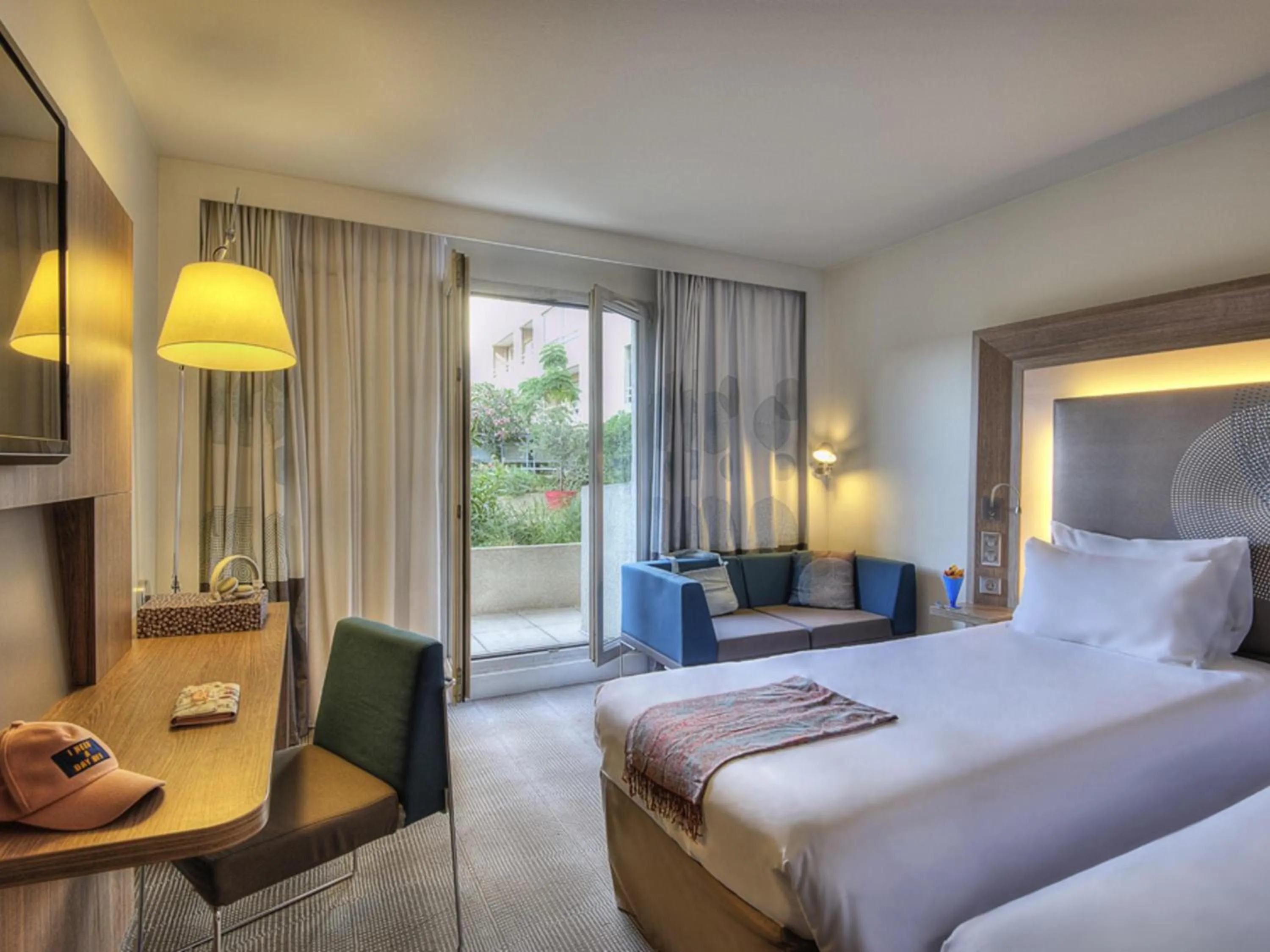 Bedroom, Bed in Novotel Marseille Centre Prado Vélodrome