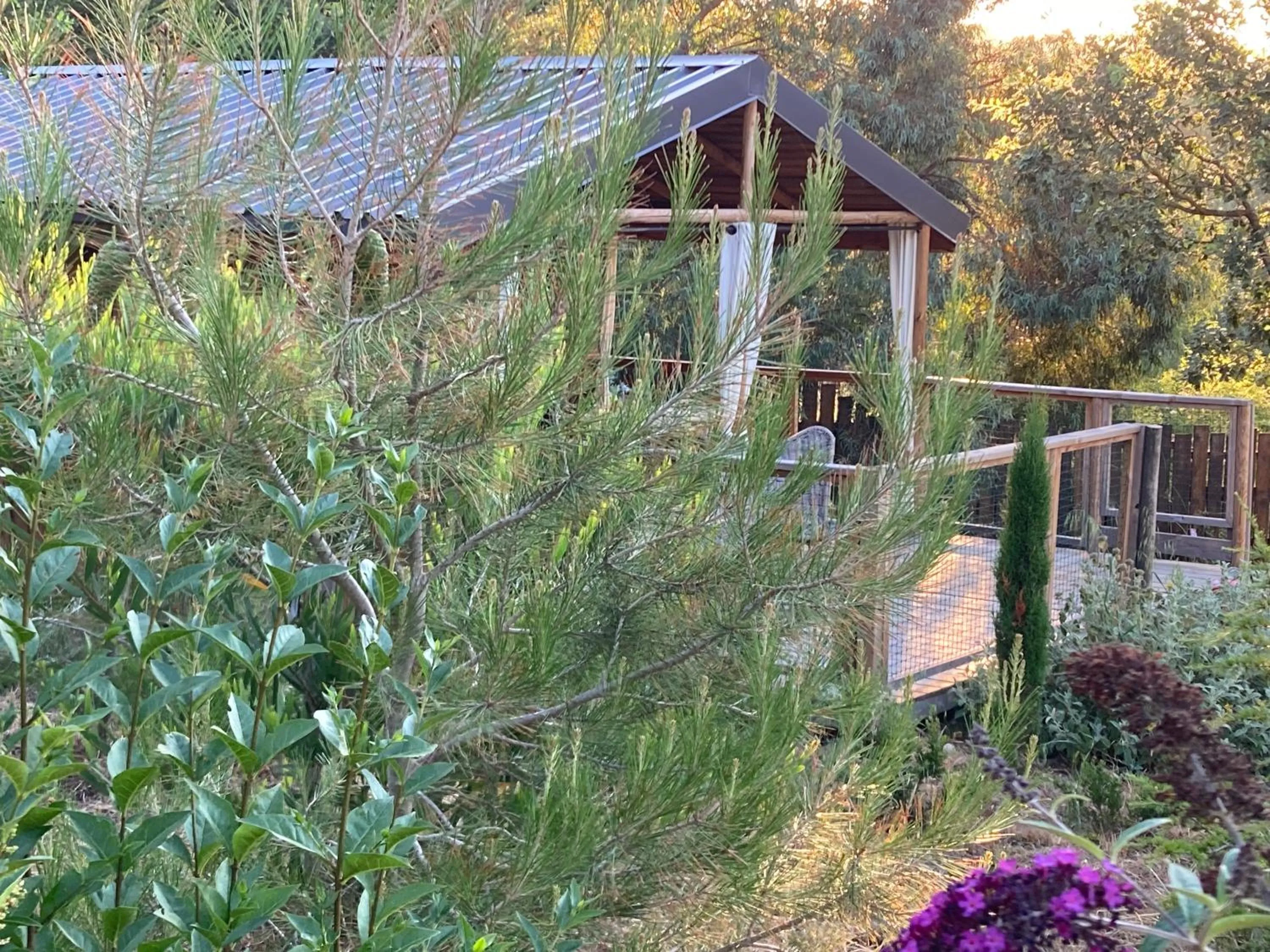 Property building in Cabanes Trésors de Campagne,spas privatifs