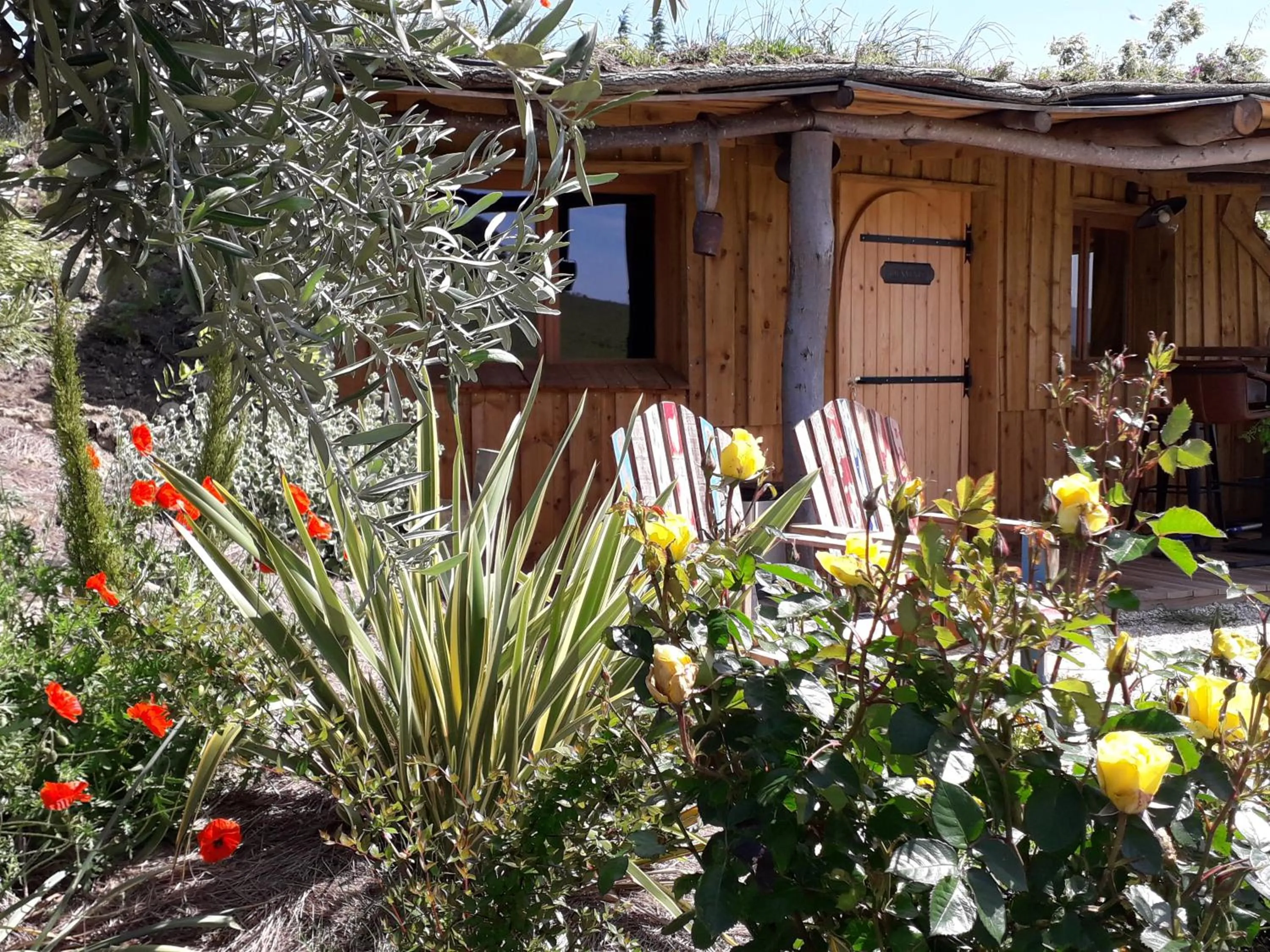 Patio in Cabanes Trésors de Campagne,spas privatifs