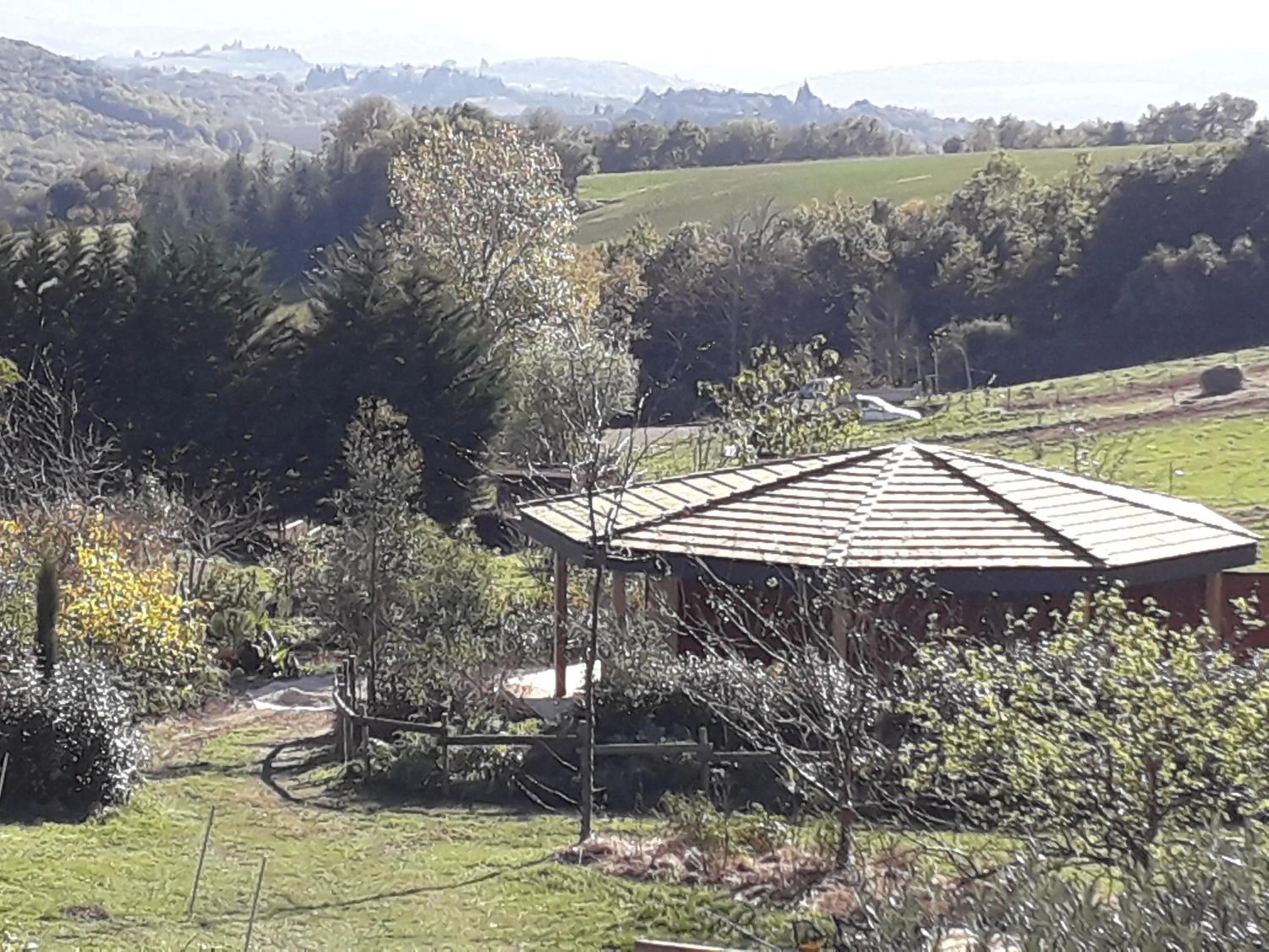 Photo of the whole room in Cabanes Trésors de Campagne,spas privatifs