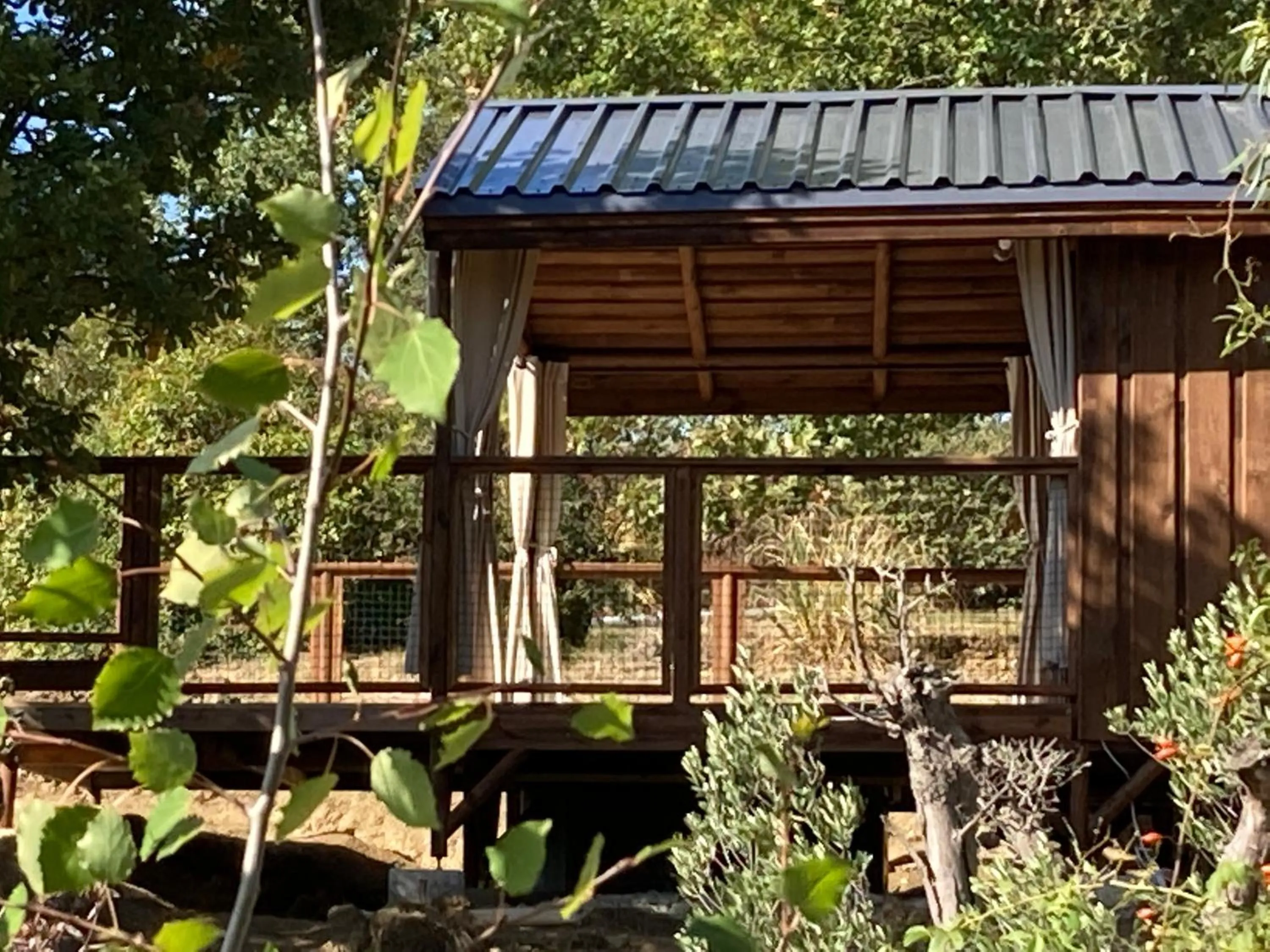 Property building in Cabanes Trésors de Campagne,spas privatifs