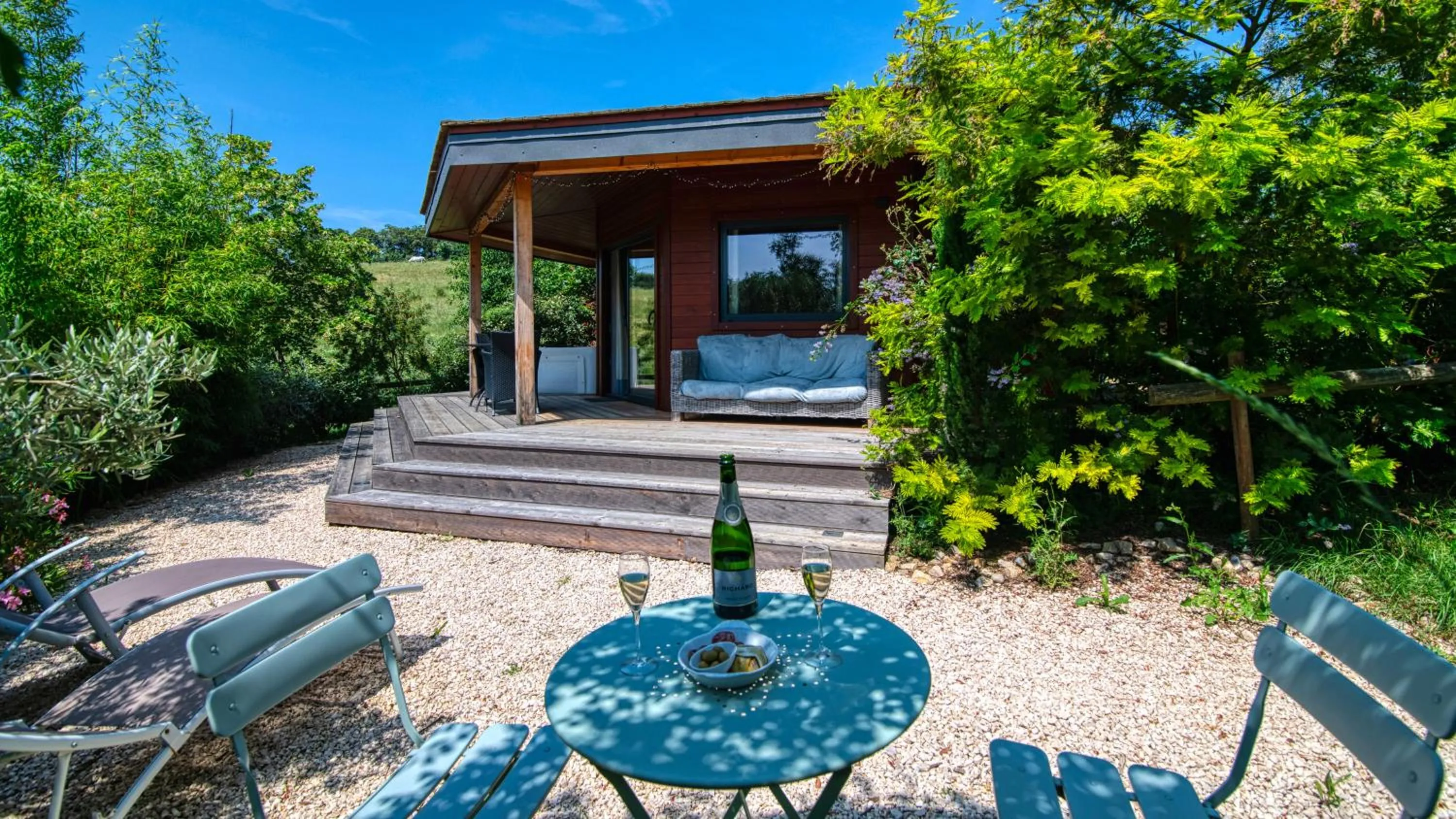 Facade/entrance in Cabanes Trésors de Campagne,spas privatifs