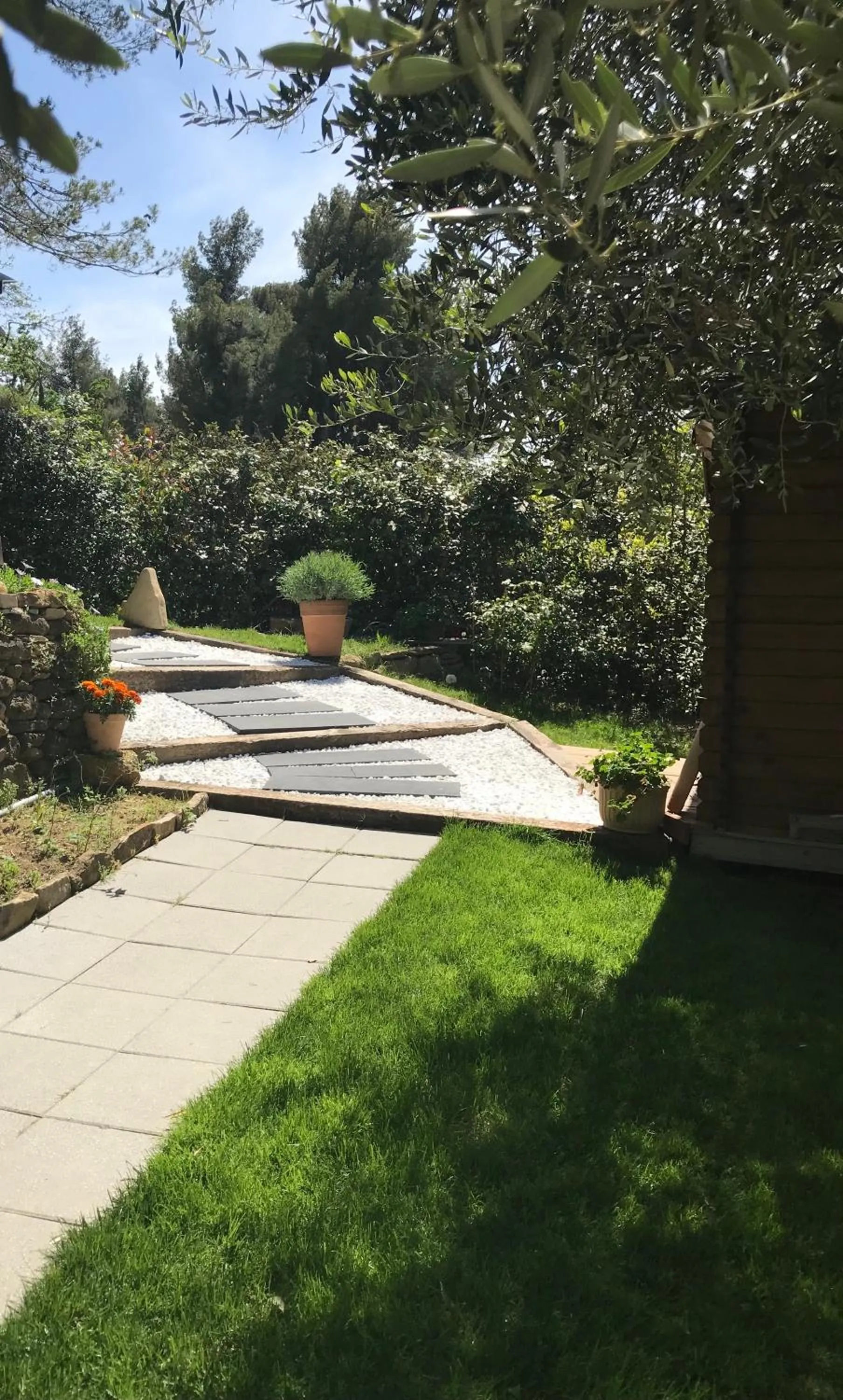 Garden view in GuestHouse Du Moulin (logement neuf)