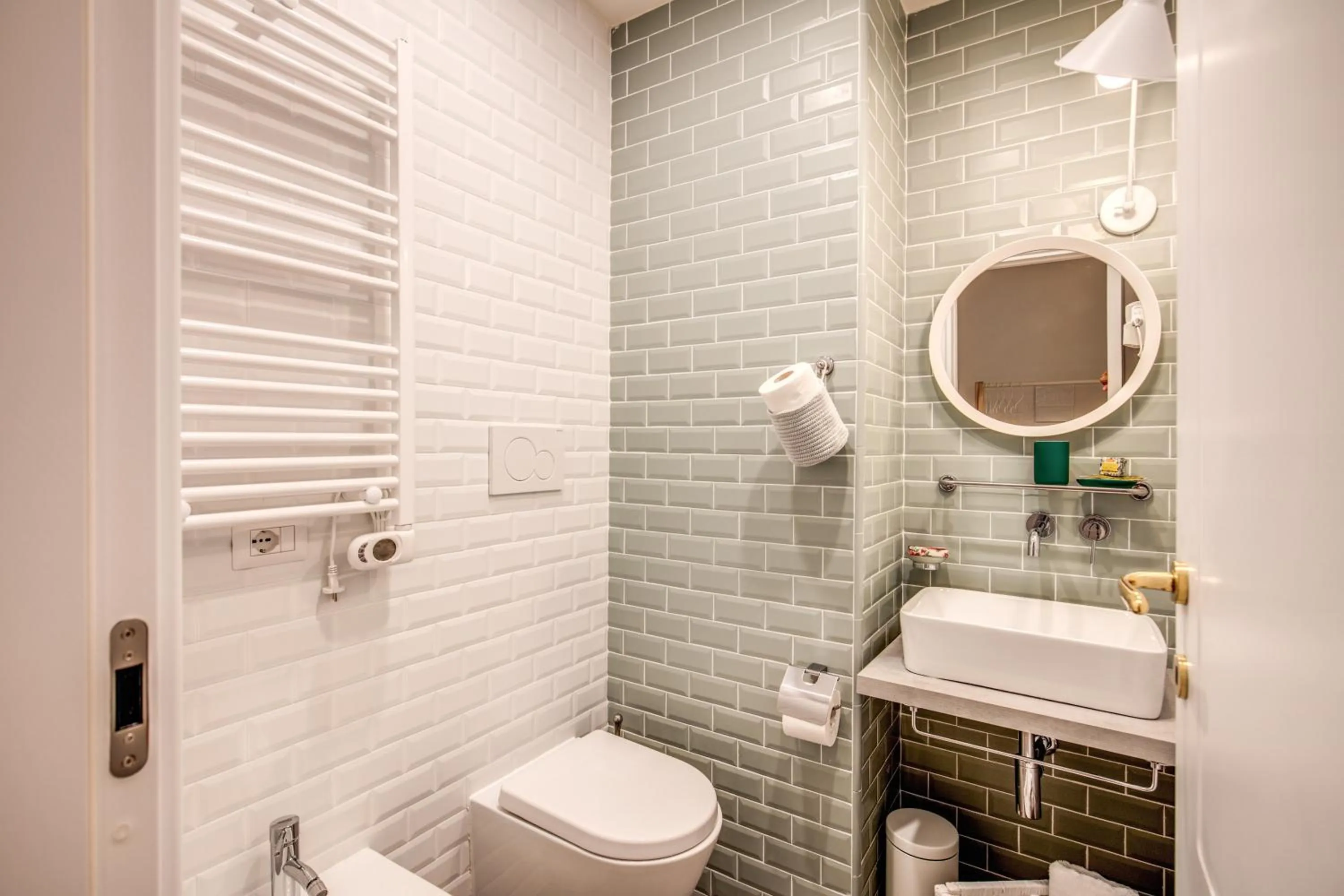 Toilet in Trastevere 2.0