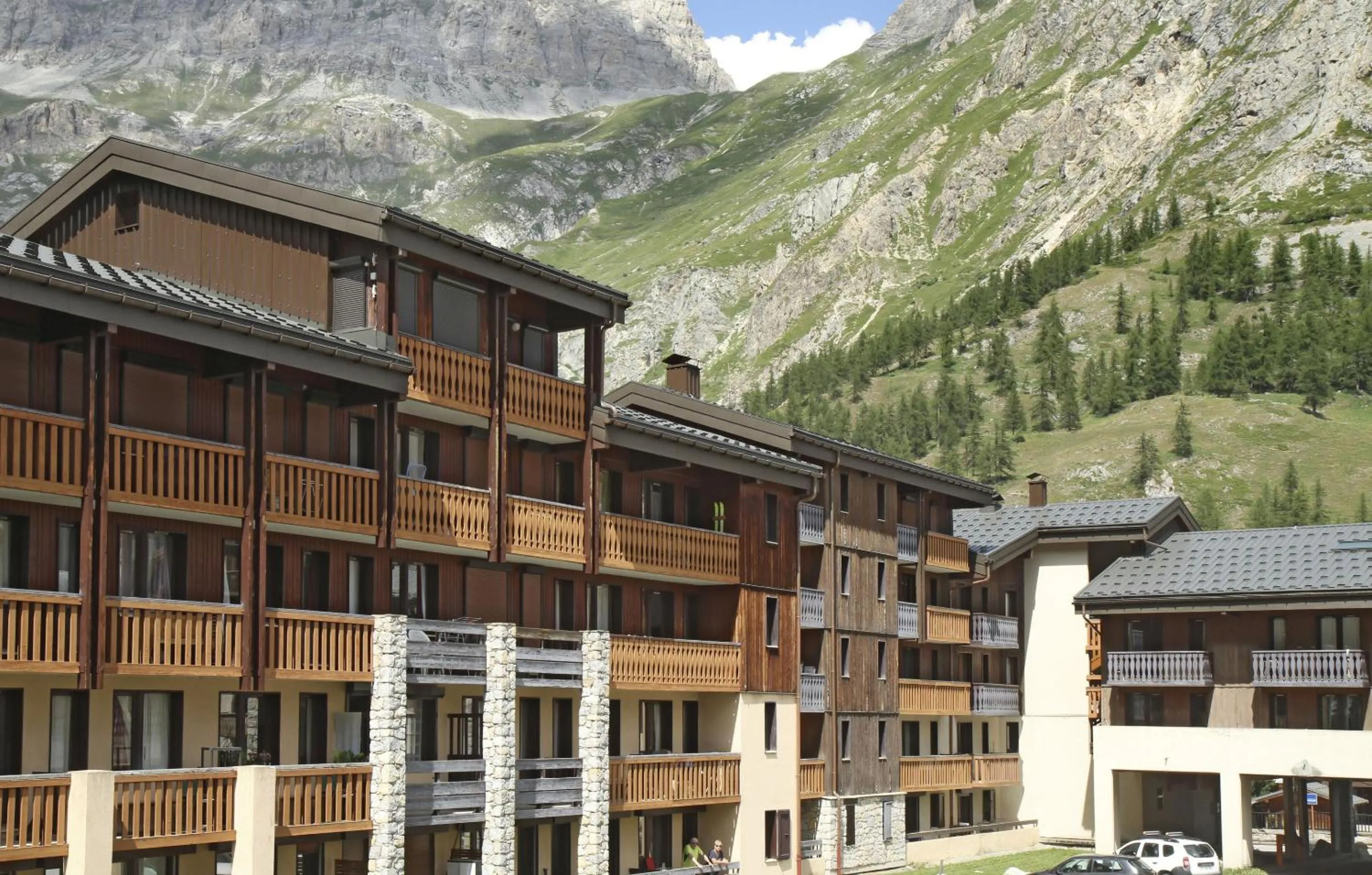 Property building in Résidence Odalys Les Jardins de Val et Les Verdets