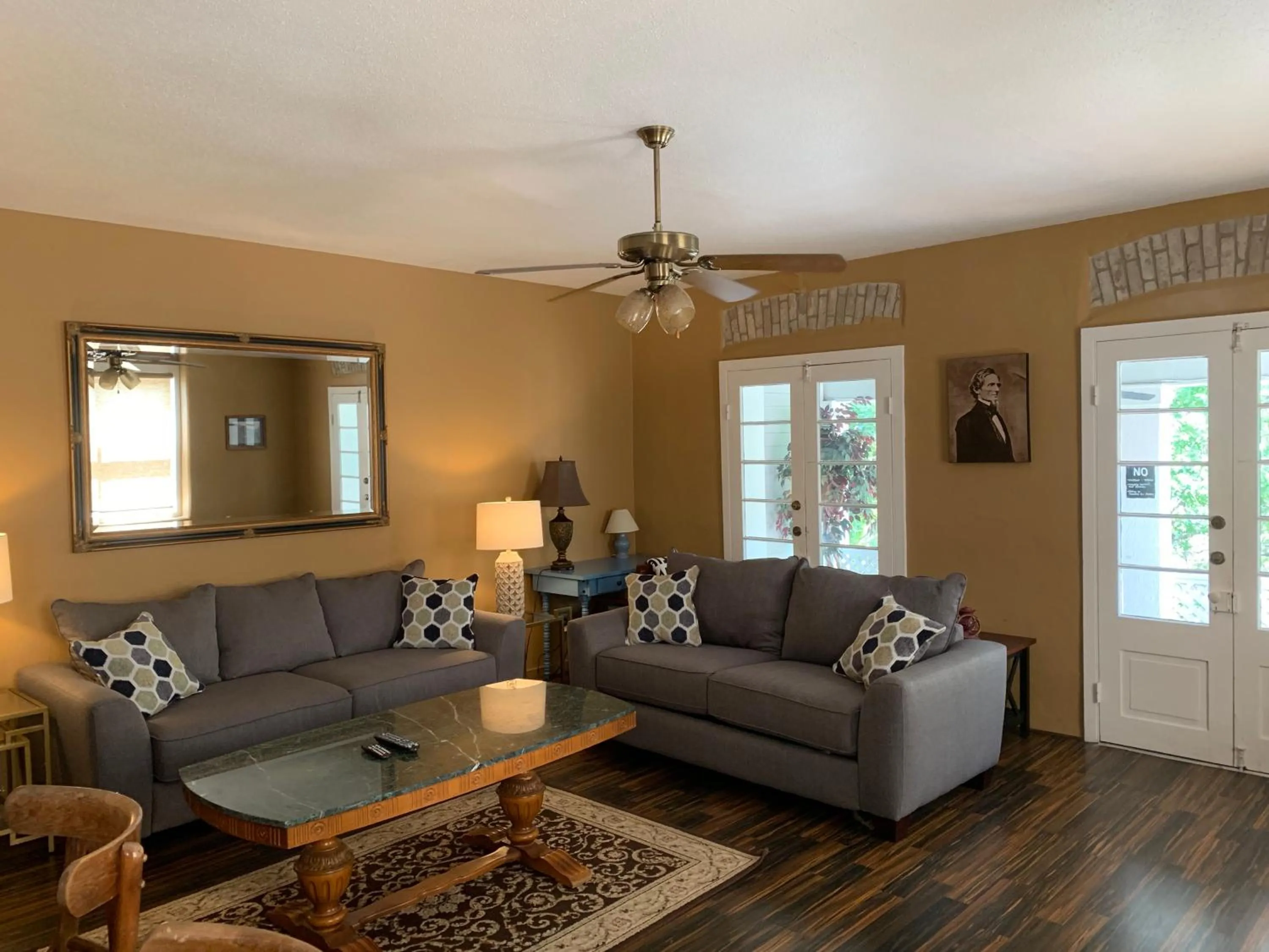 Living room in Schmitz Bed & Breakfast