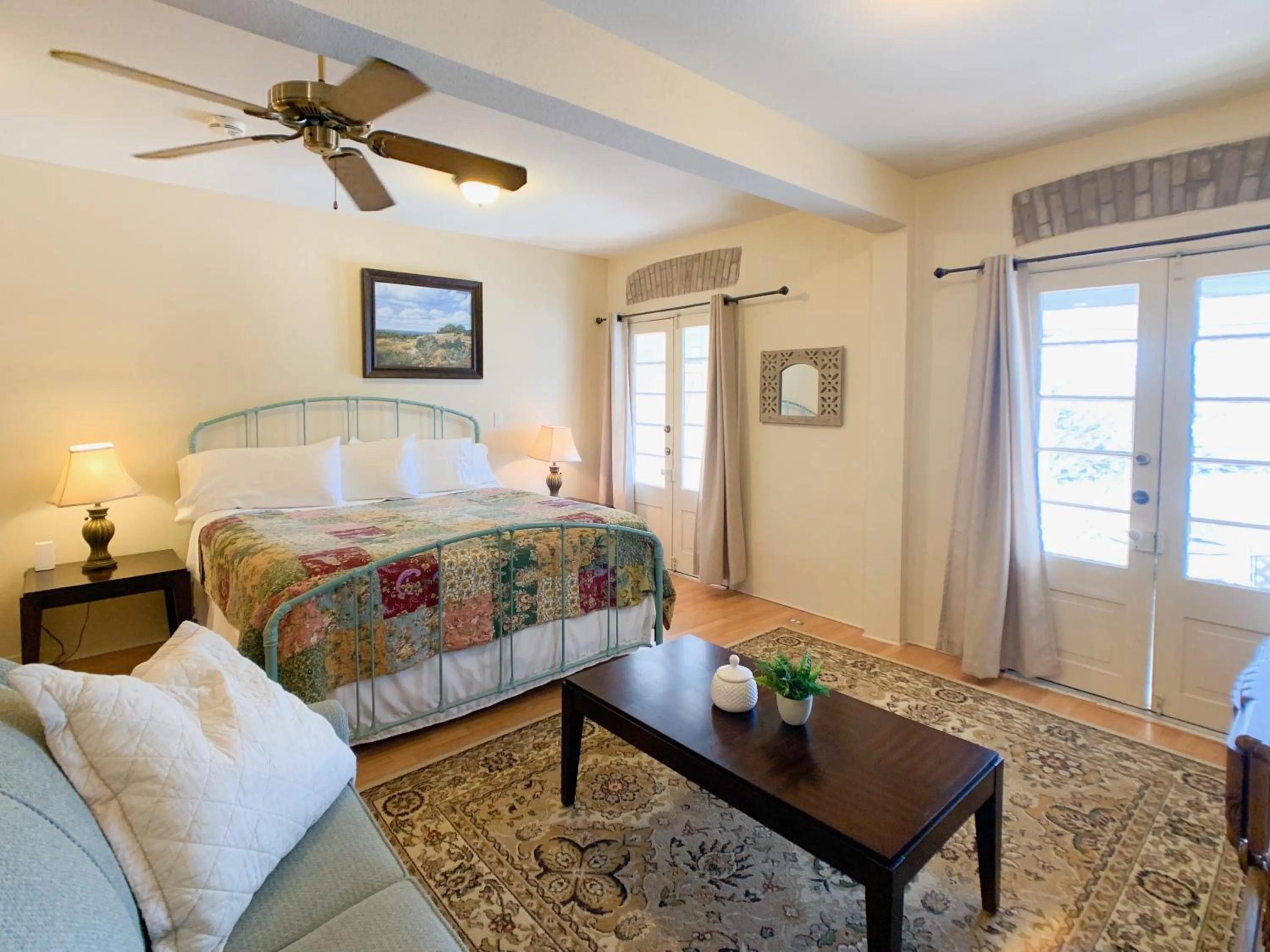 Living room, Bed in Schmitz Bed & Breakfast