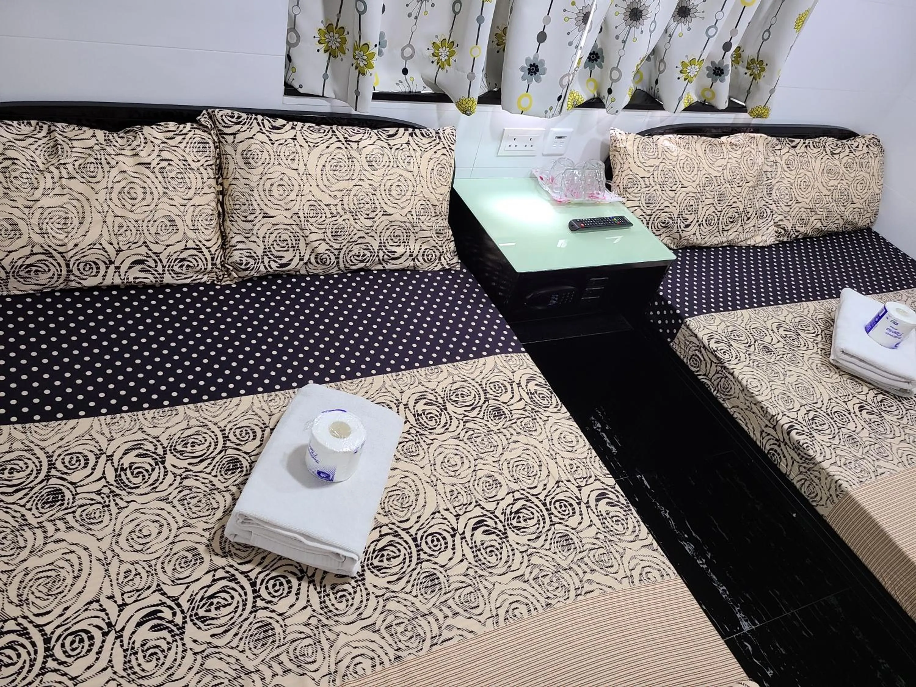 Bed in New Day Night Hostel RECEPTION 24 HOUR BLOCK D CHUNGKING MANSION TSIM SHA TSUI KOWLOONN