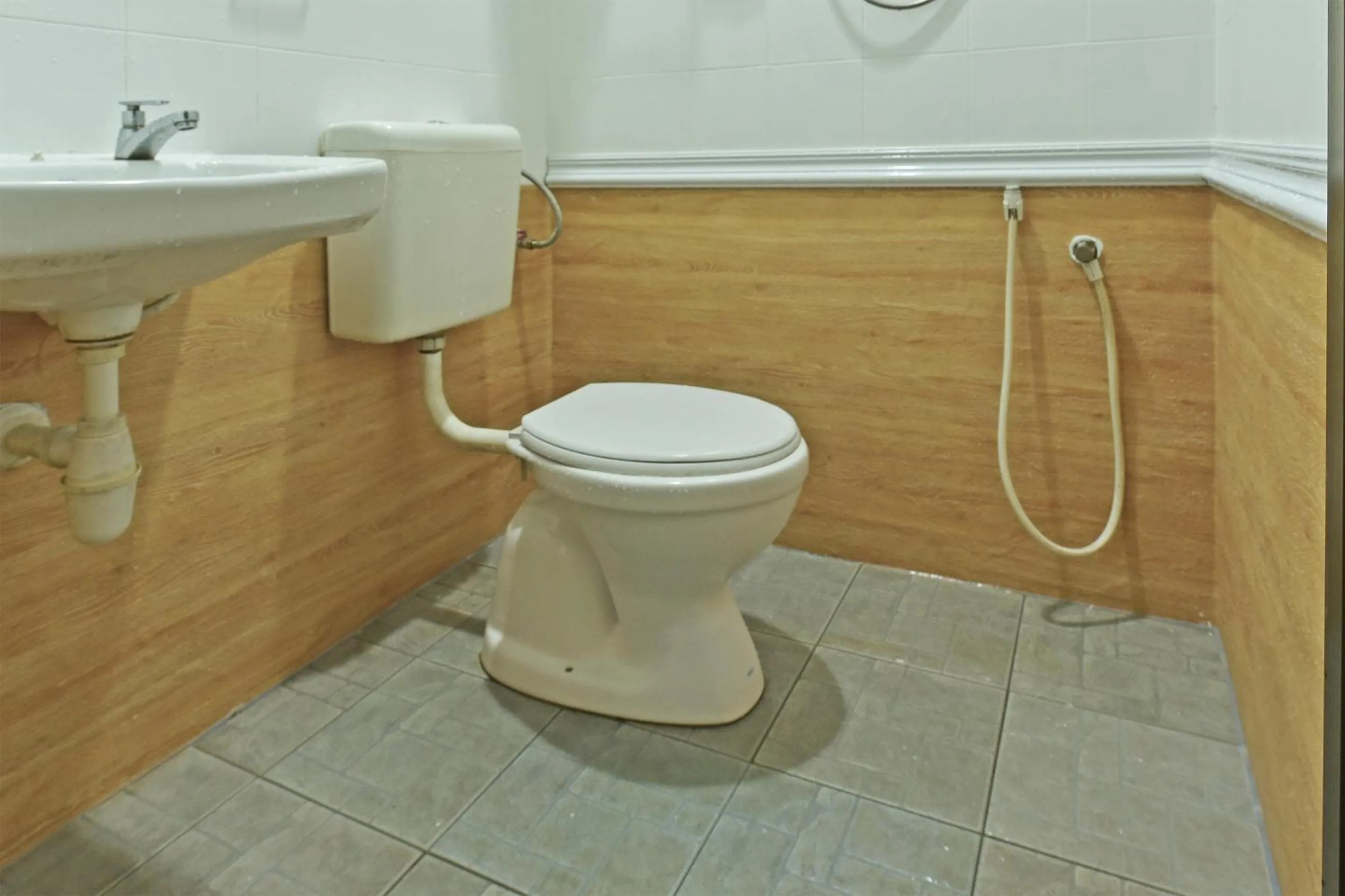 Bathroom in Hotel O De Perdana Hill