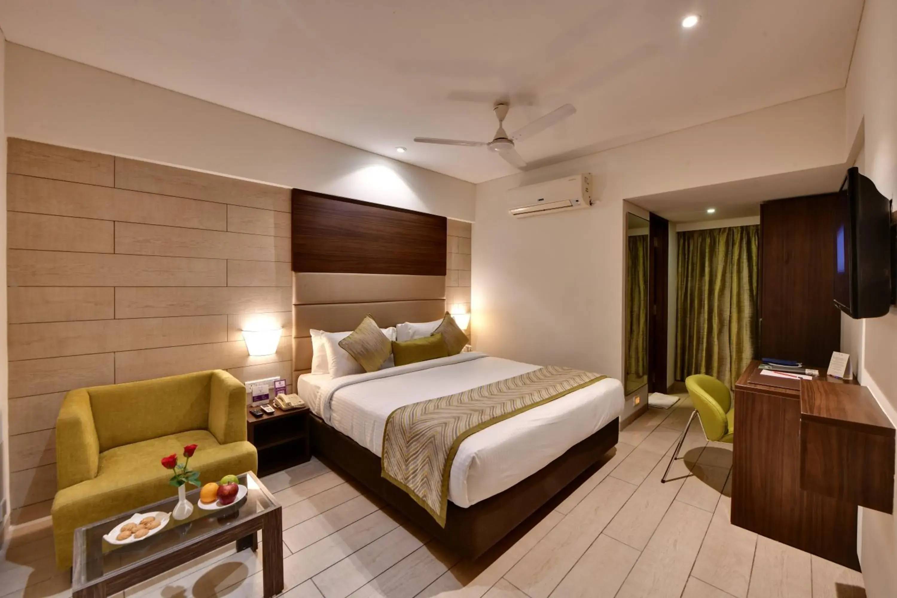 View (from property/room), Bed in Click Hotel Vadodara 4 mins walk for the Railway Station View (from property/room), Bed in Click Hotel Vadodara 4 mins walk for the Railway Station